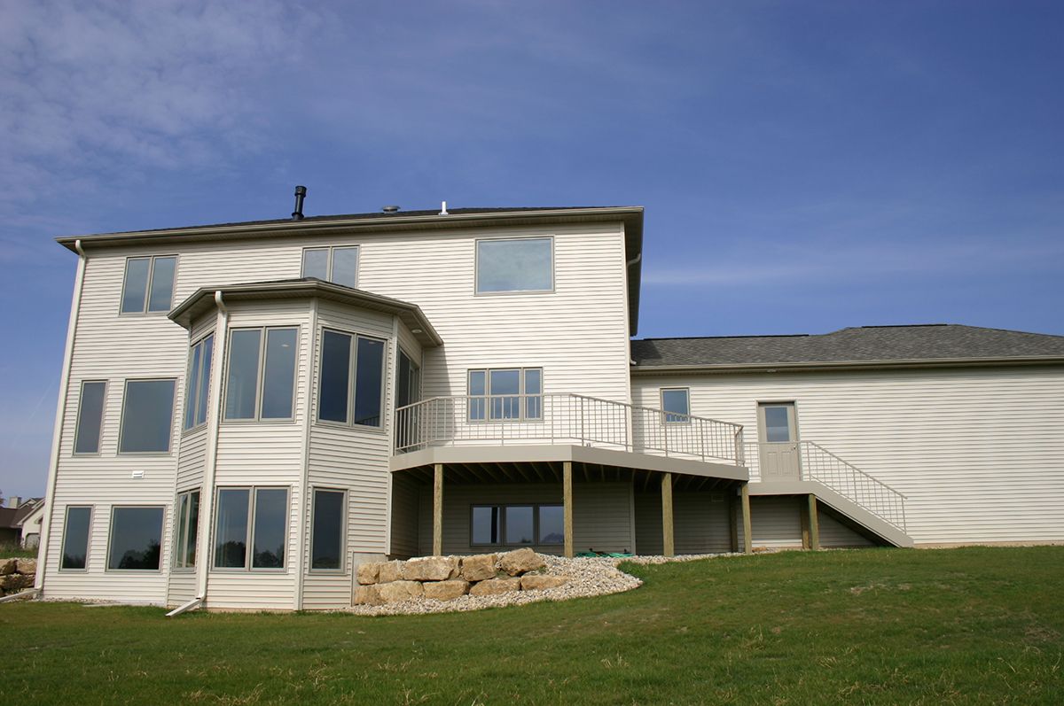 casa en Rowe Design and Construction Inc. por Rowe Design and Construction Inc.