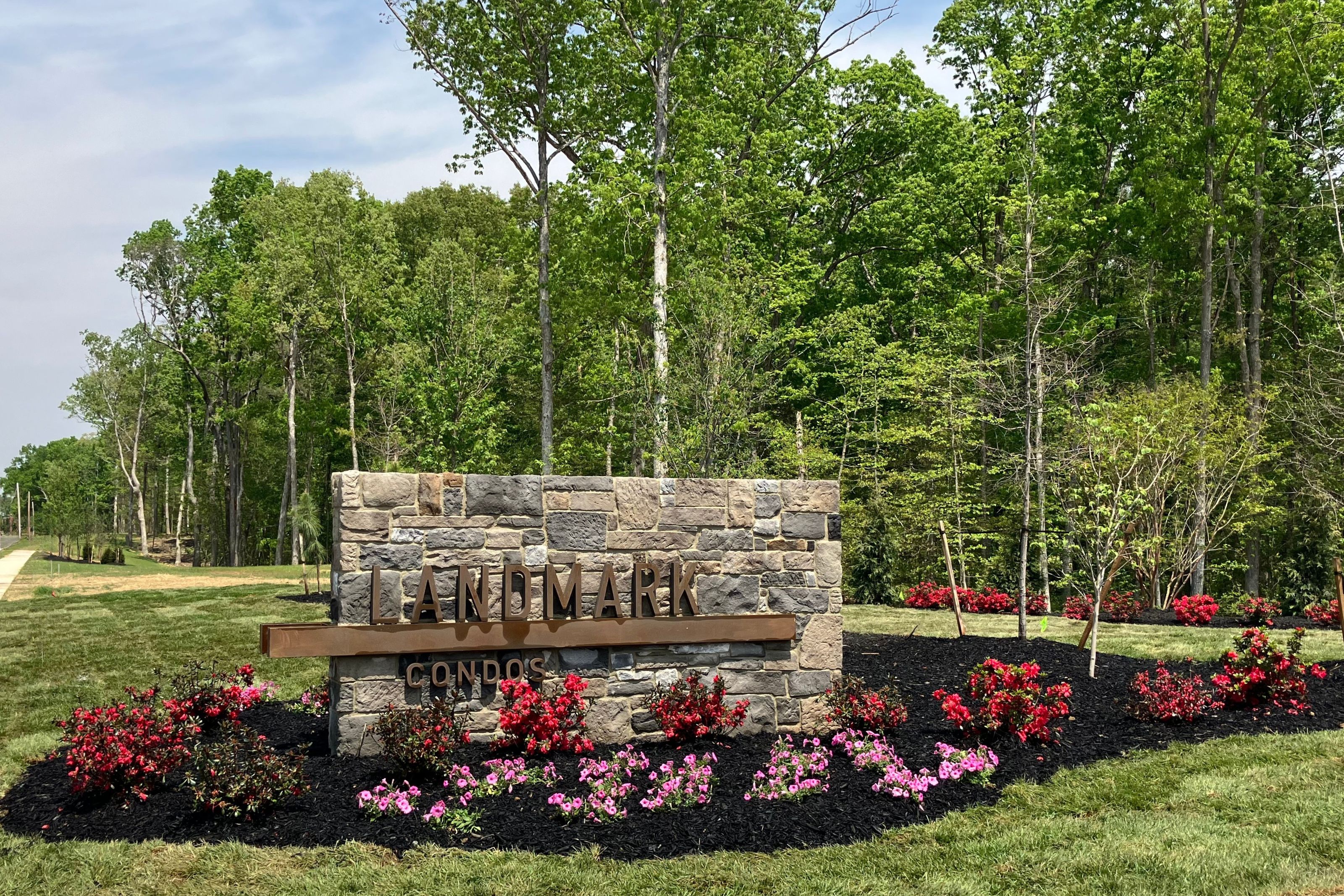 Landmark Condos - Sandston, VA