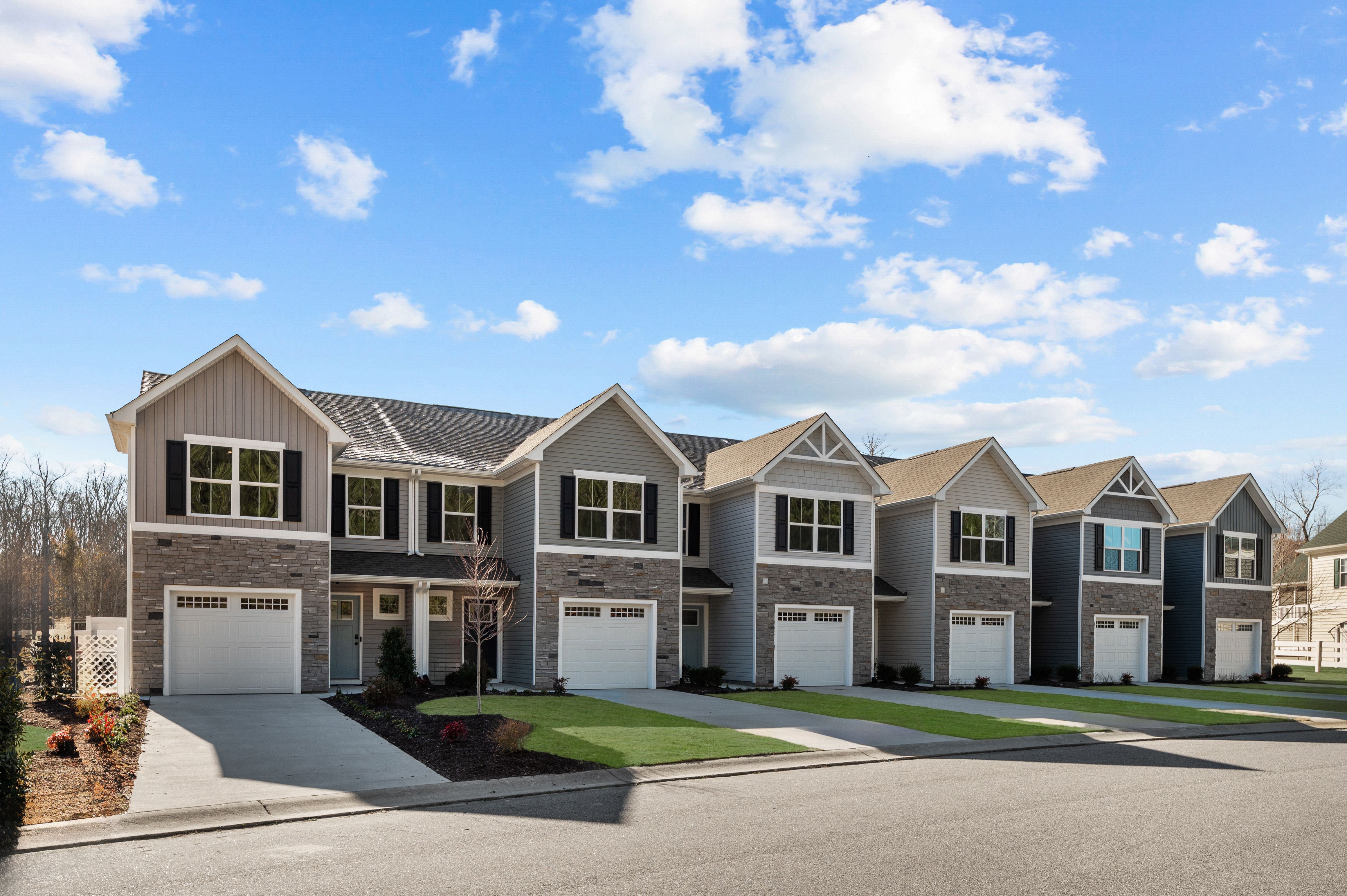 Adams Landing por Ryan Homes en Outer Banks North Carolina