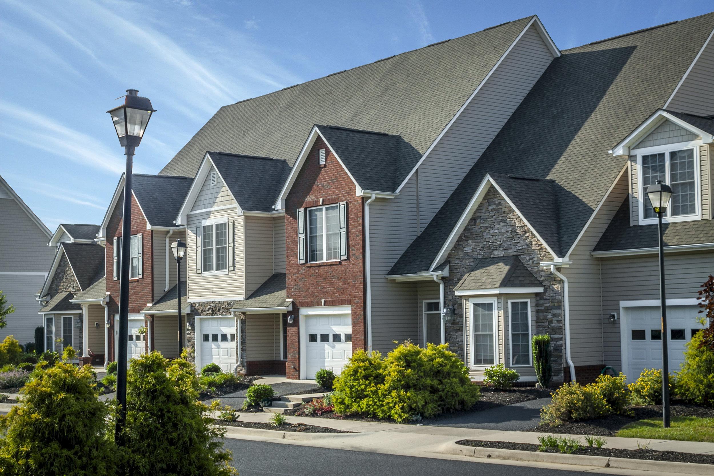 Knollwood Townhomes - Blacksburg, VA