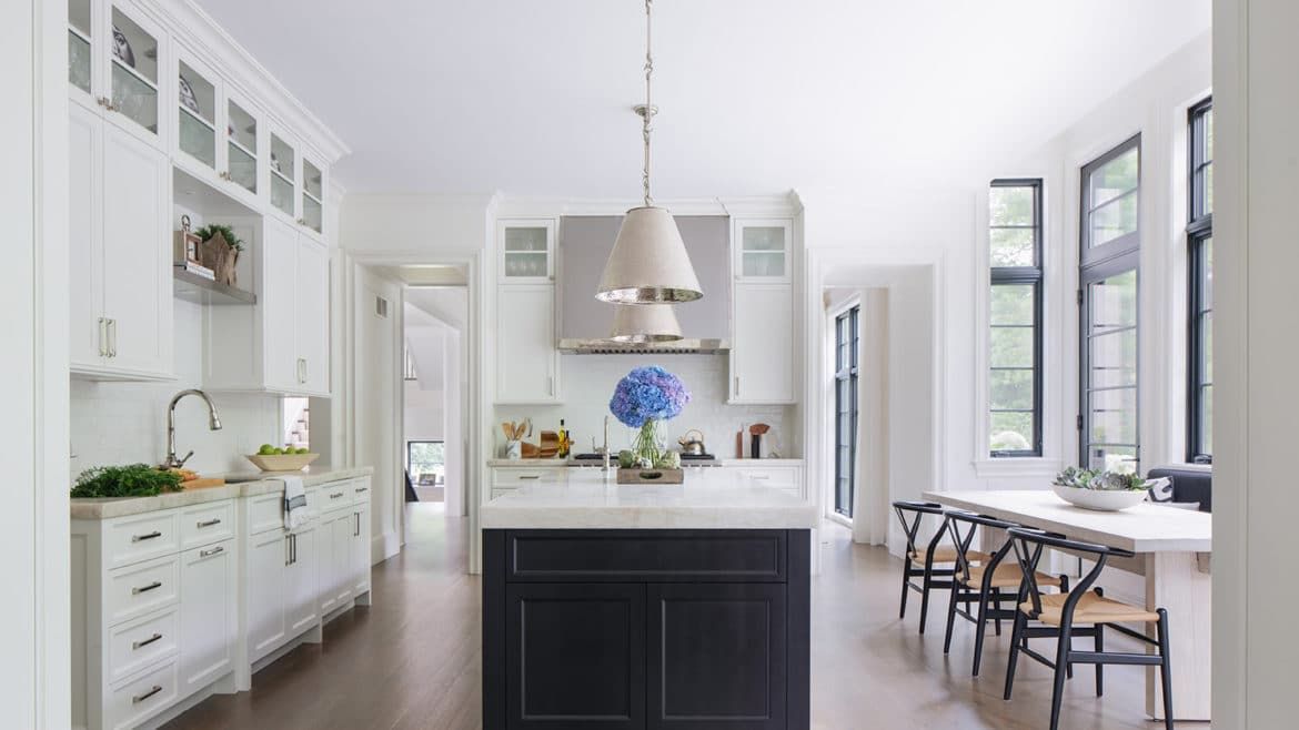 casa en Scott Simpson Design + Build por Scott Simpson Design + Build