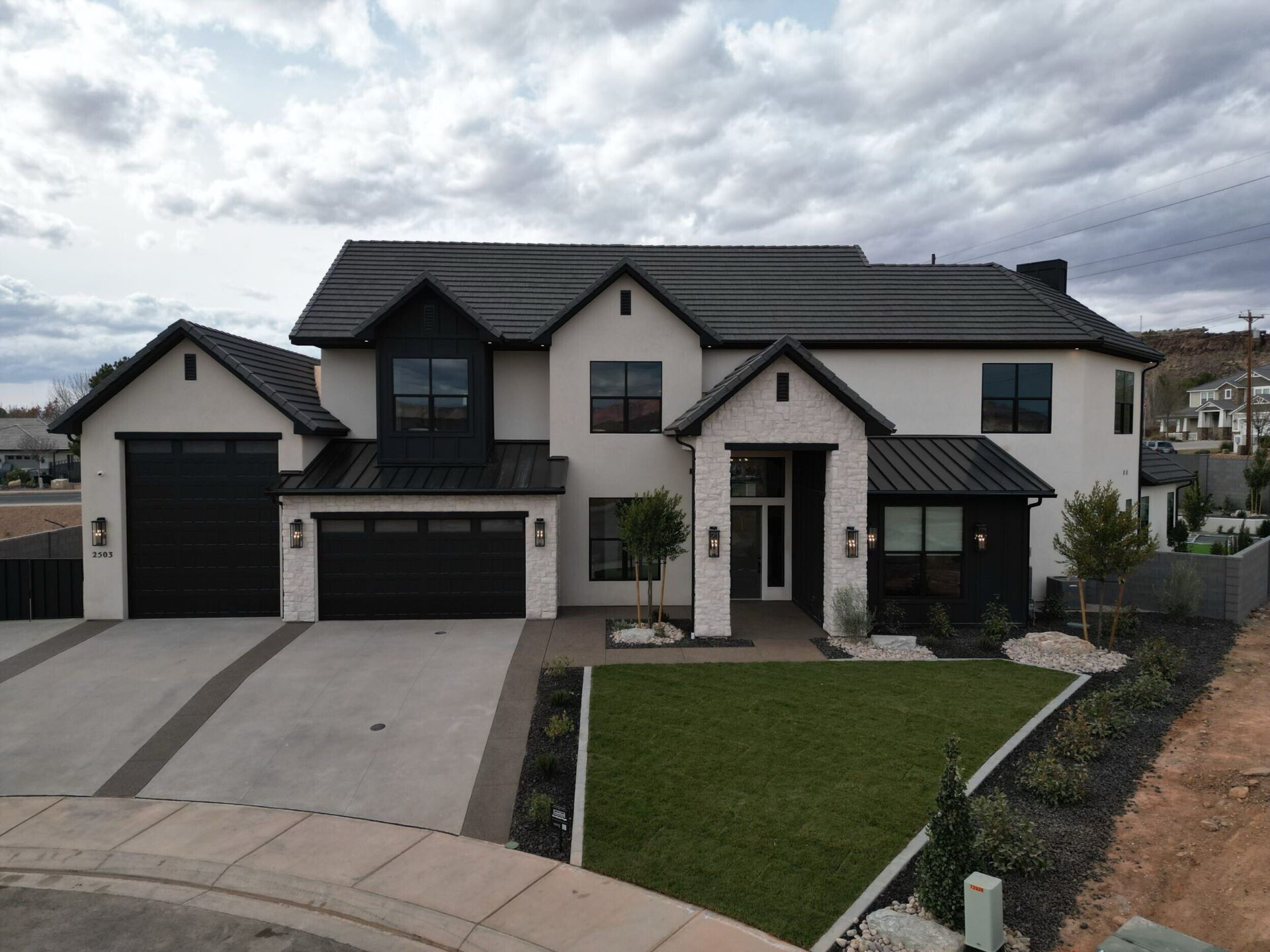 Suniva por S and S Homes en St. George Utah