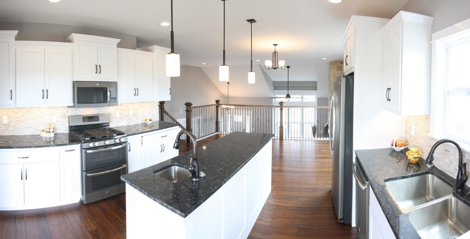 Salb Homes por Salb Homes en Lawrence Kansas
