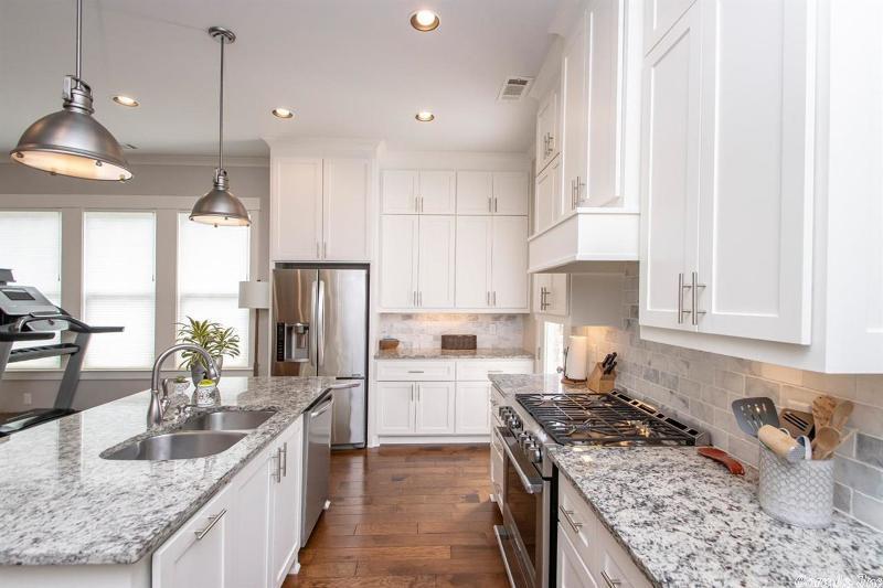 Hayden Creek por Schrader Homes en Little Rock Arkansas