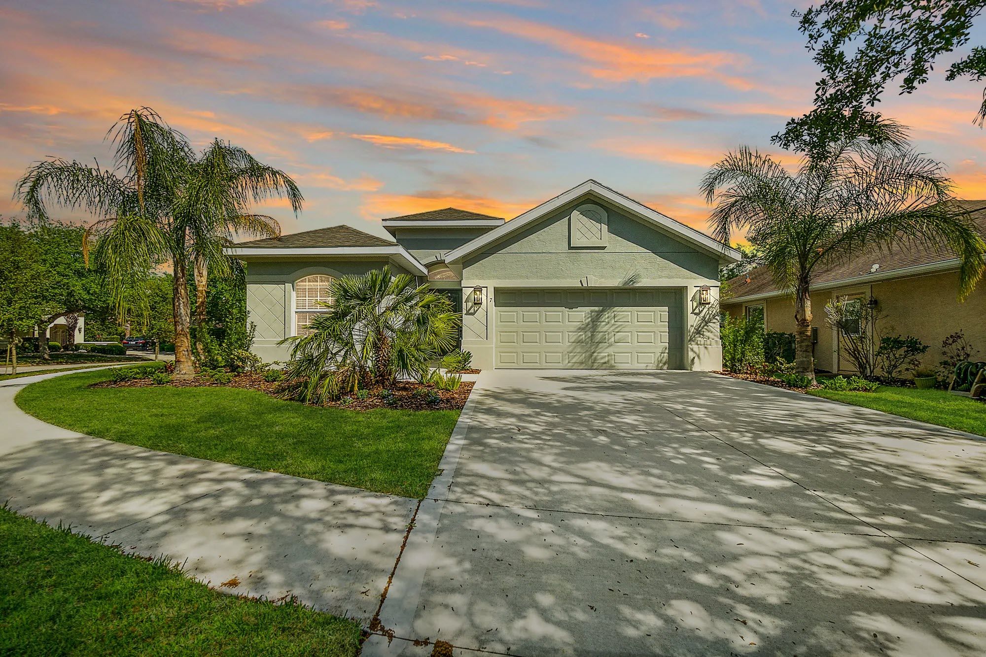 51 East Diamond Drive