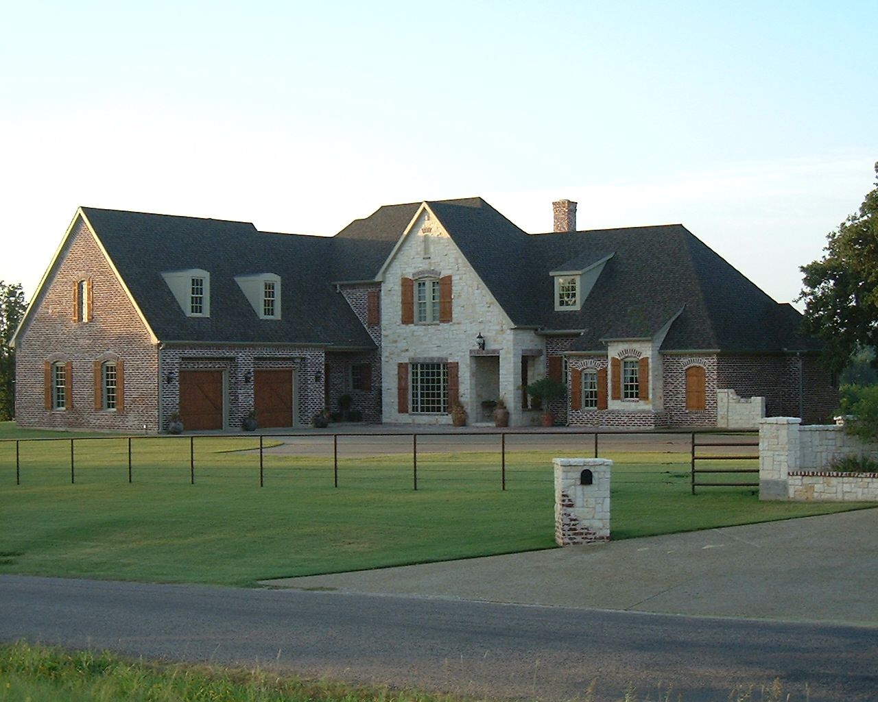 Whitesboro, TX 76273