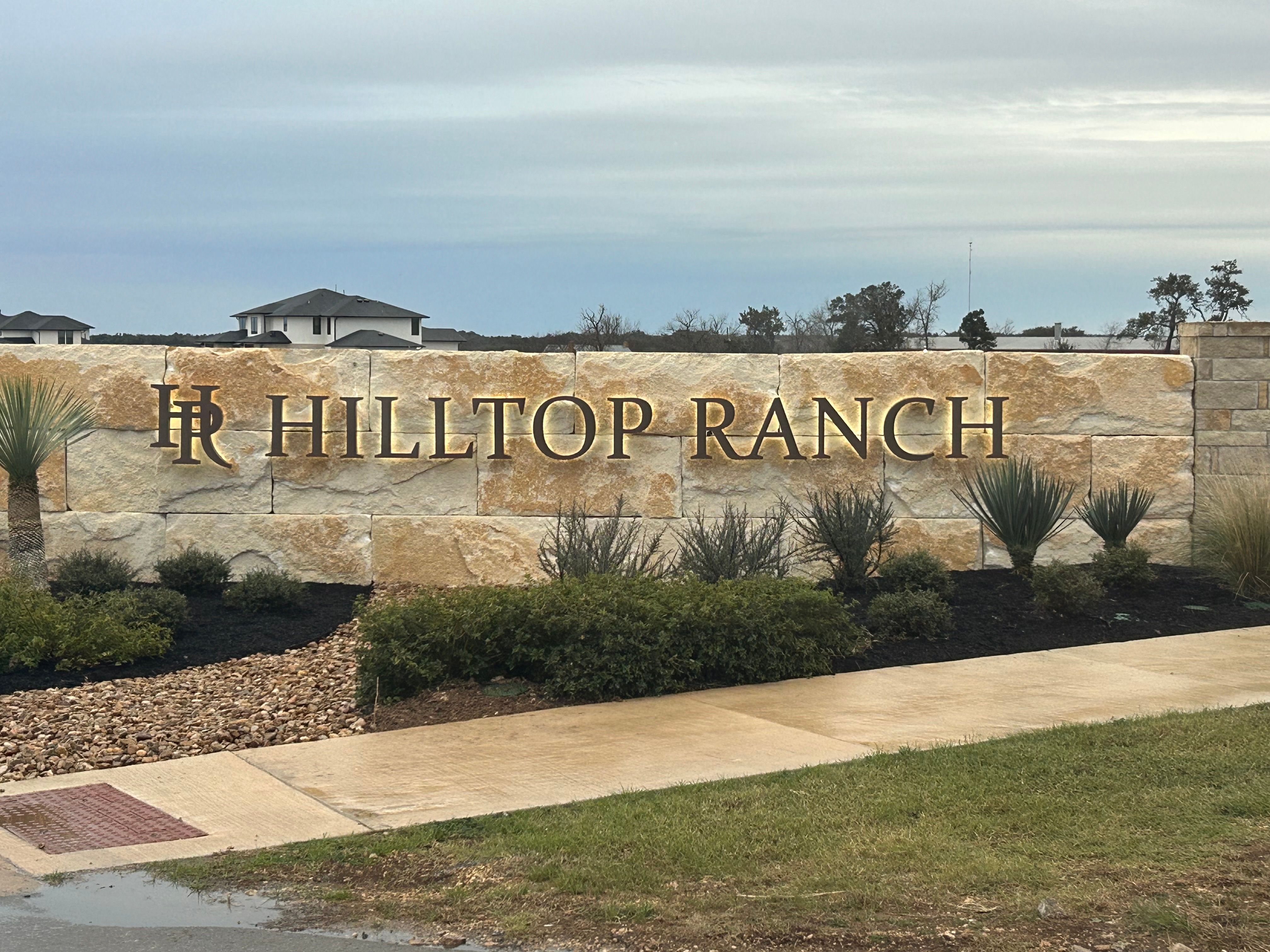 Hilltop Ranch por Shaddock Homes en Austin Texas
