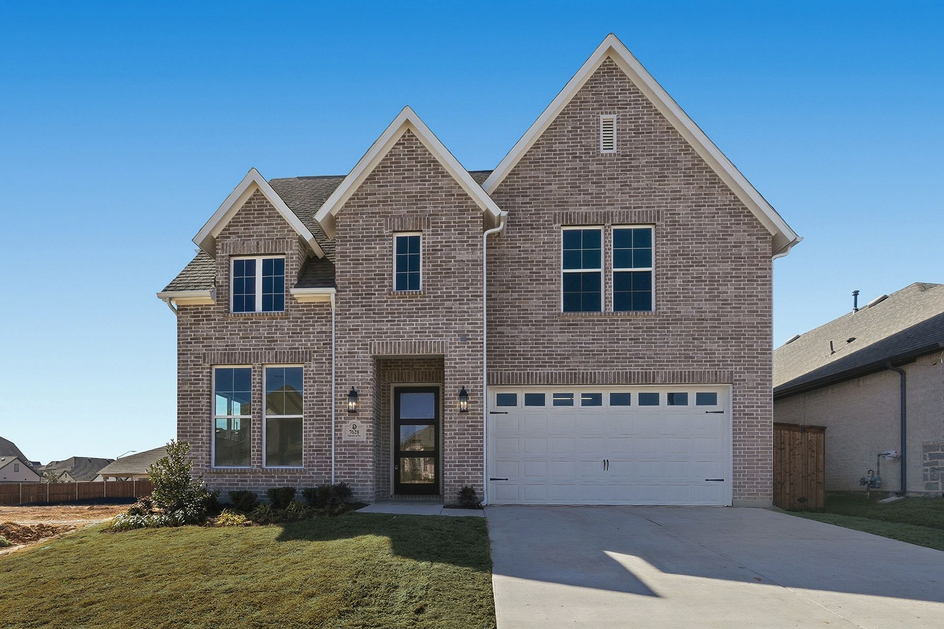 Lavon - SH 4453 - Tavolo Park: Fort Worth, Texas - Shaddock Homes