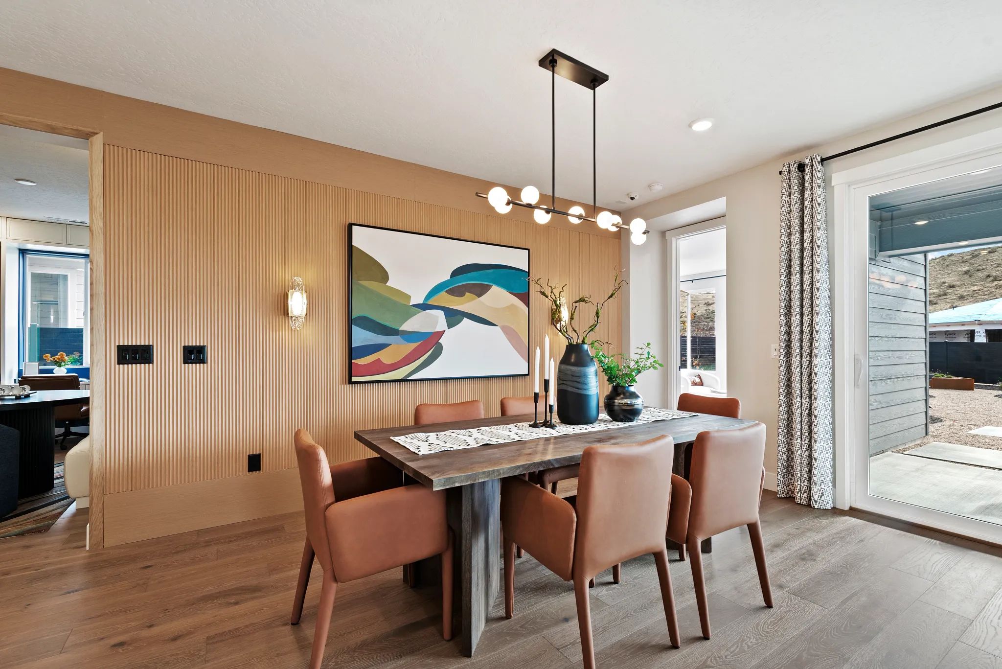 Connect Model Dining