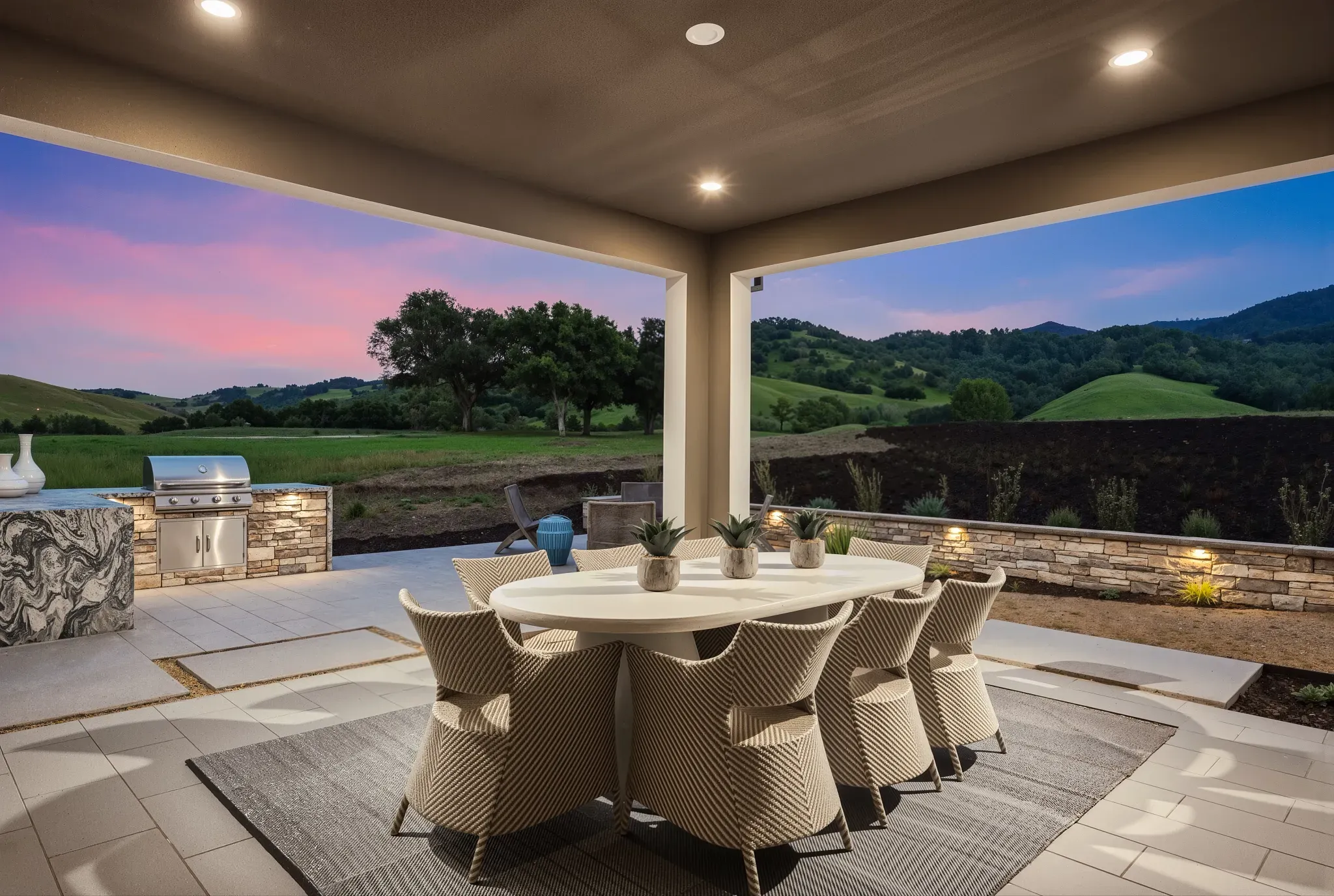 Covered Patio of the Starion Model at San Juan Oak