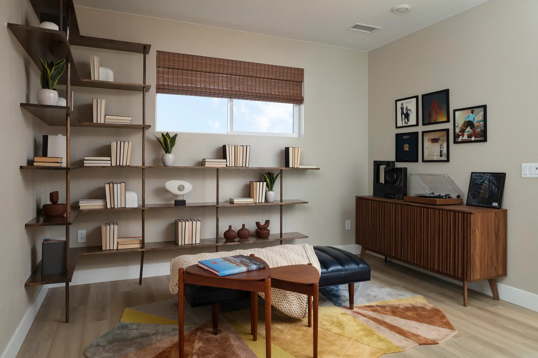 Eliot Model Loft