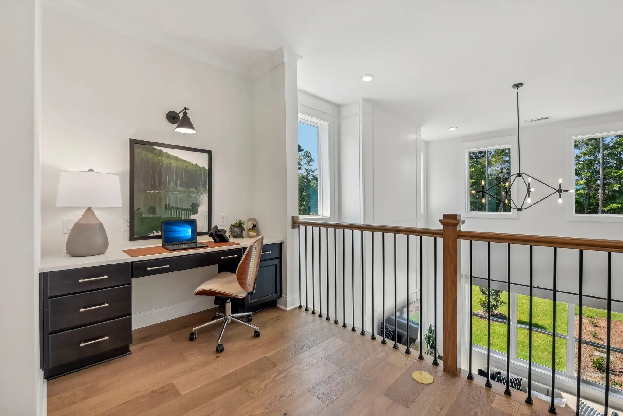 Logan Model Loft, Windell Woods