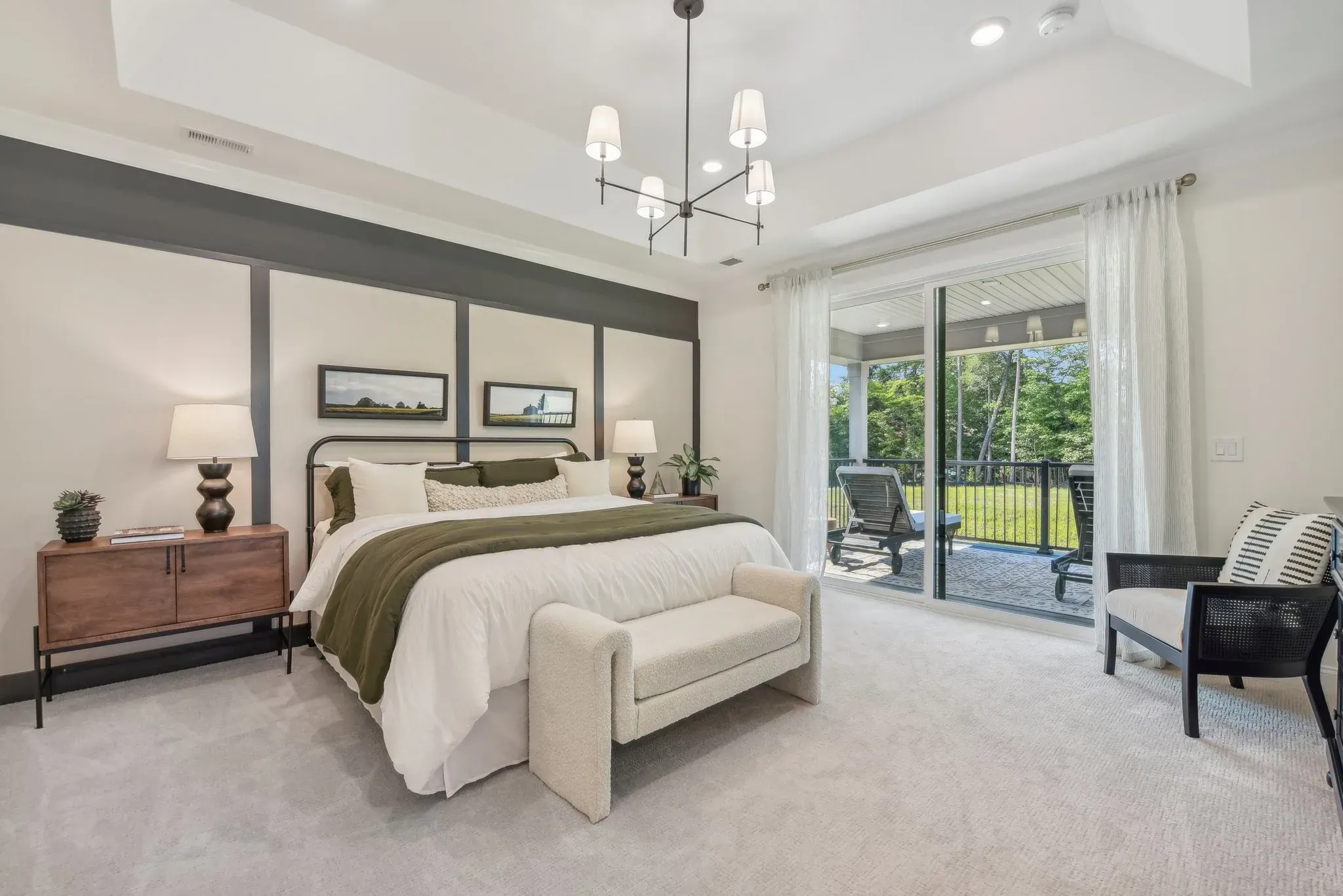 Logan Model Prim Bed, Windell Woods