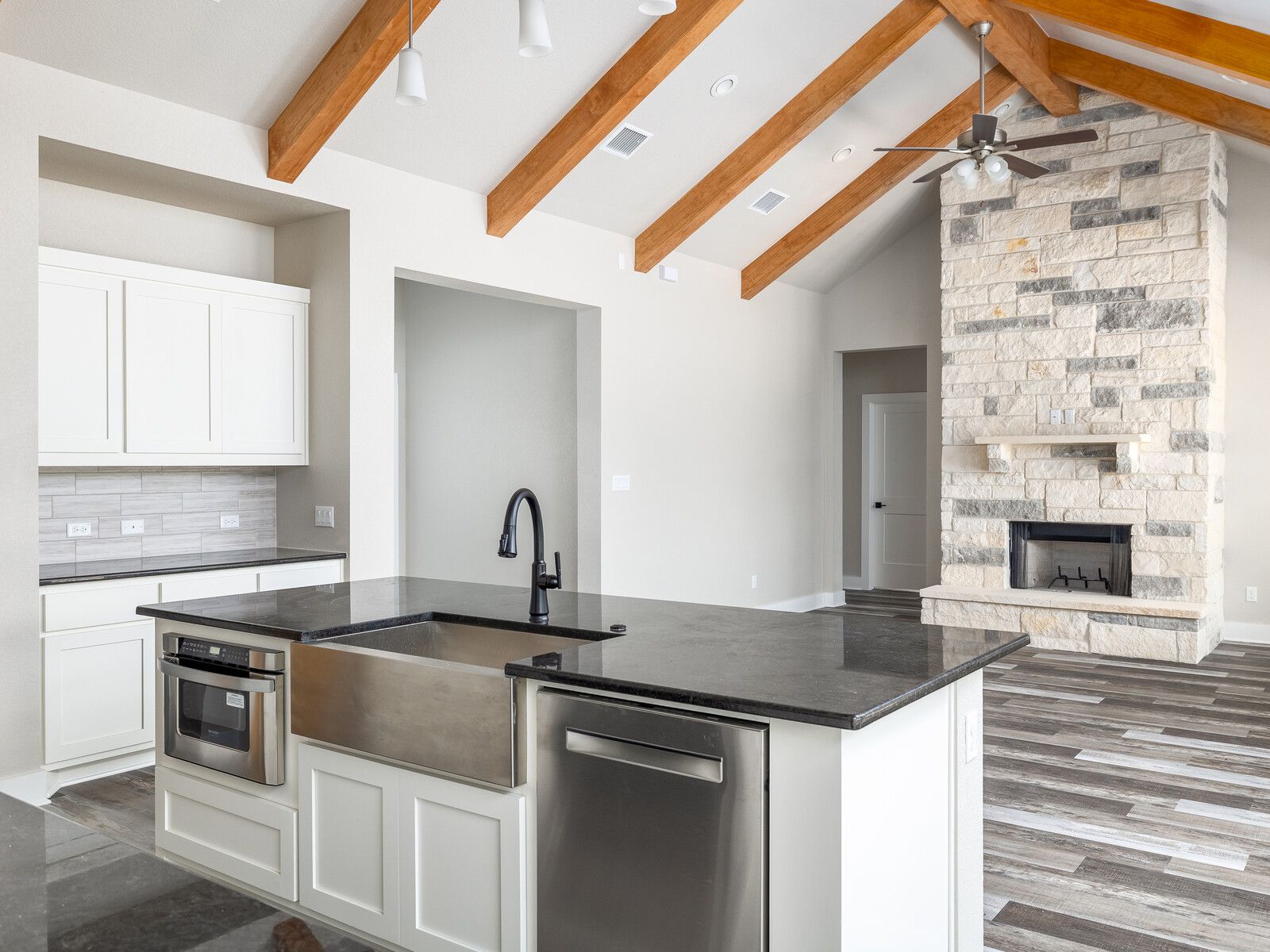 casa en Silverado Signature Homes por Silverado Signature Homes