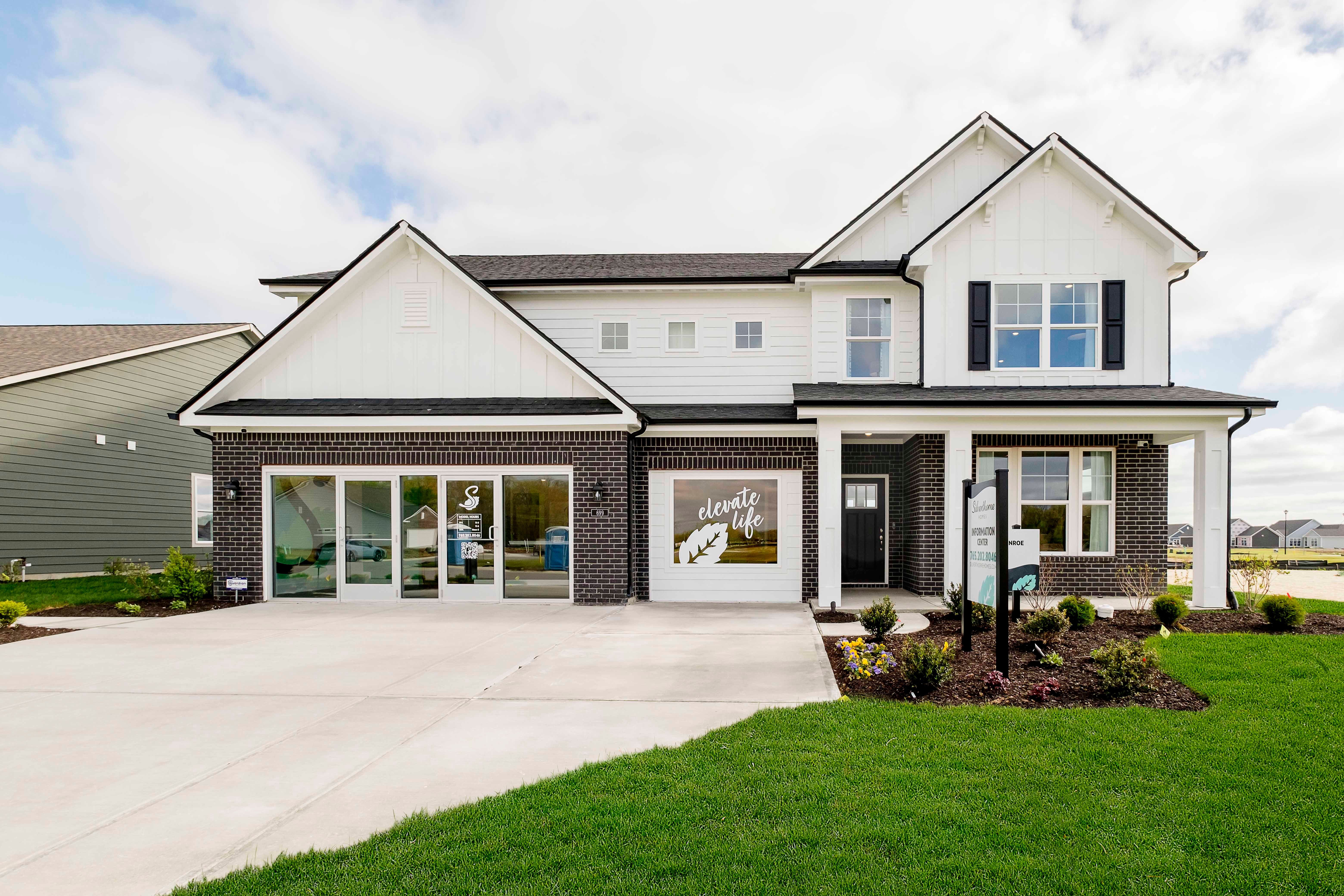 Monroe - Willow Ridge: New Palestine, Indiana - Silverthorne Homes