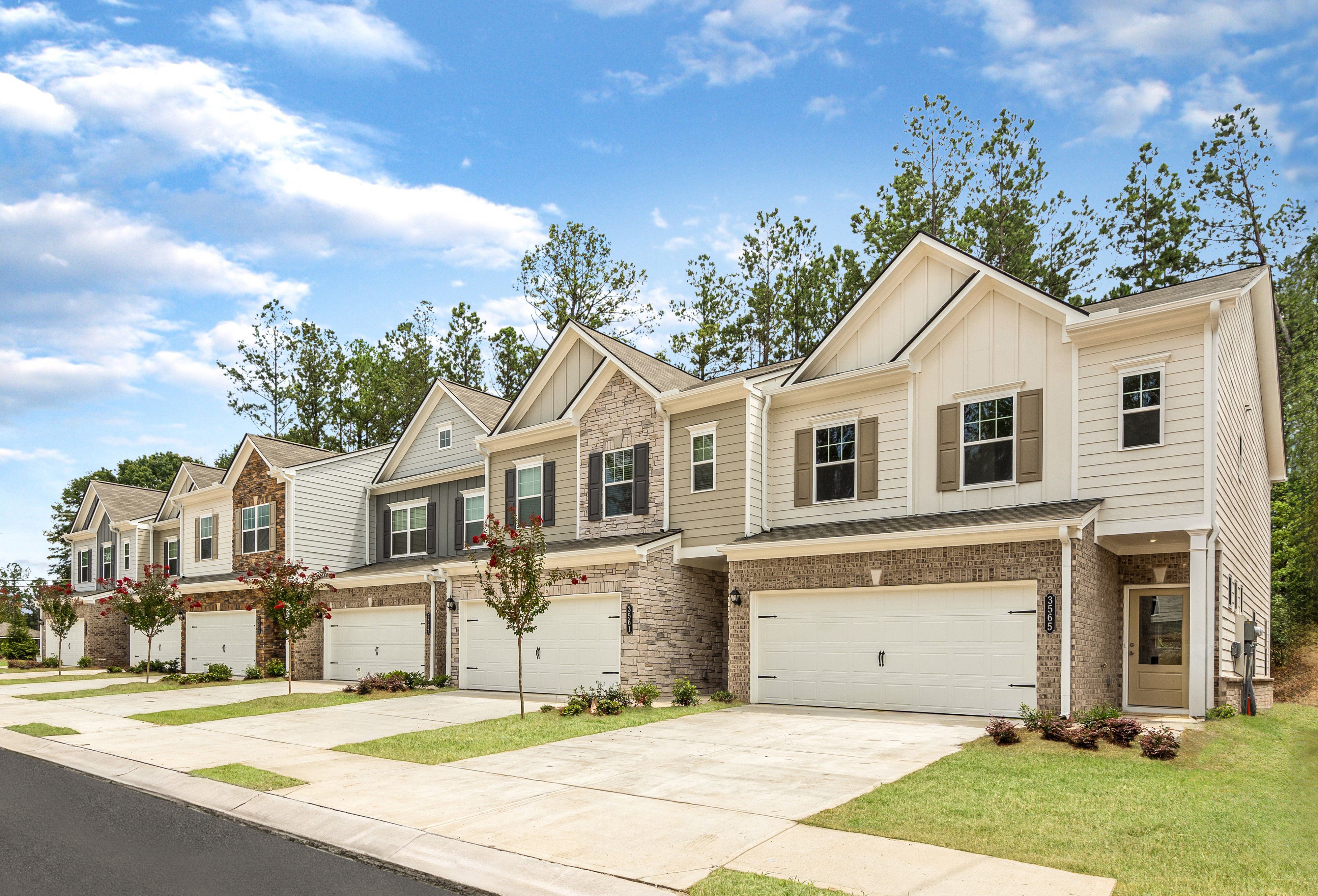 Trinity Station por Smith Douglas Homes en Atlanta Georgia