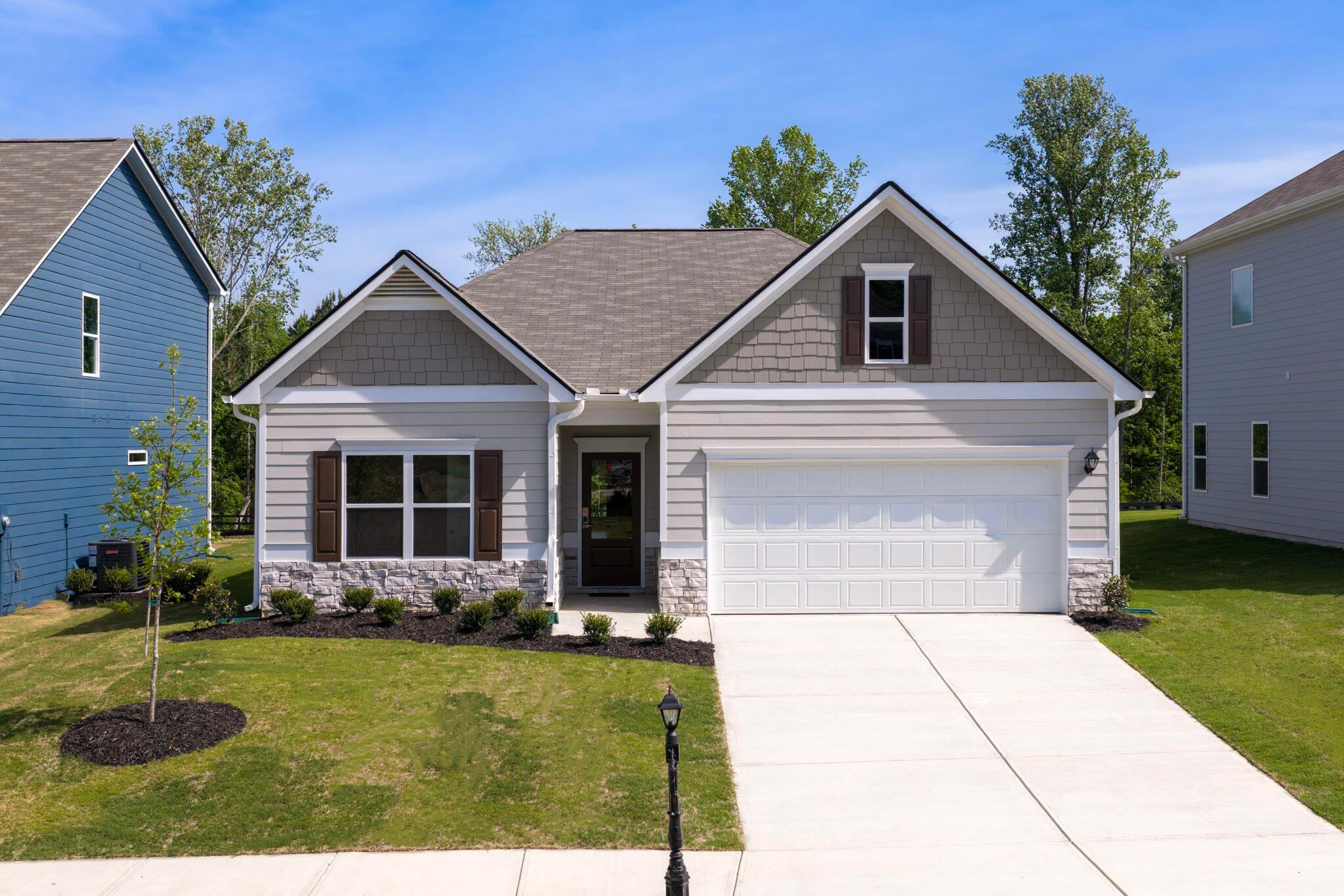 The Bradley - Chestnut Creek Crossing: Apison, Tennessee - Smith Douglas Homes