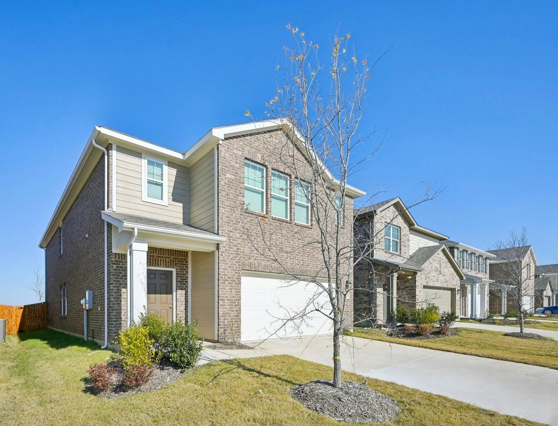 casa en Monticello Park por Starlight Homes