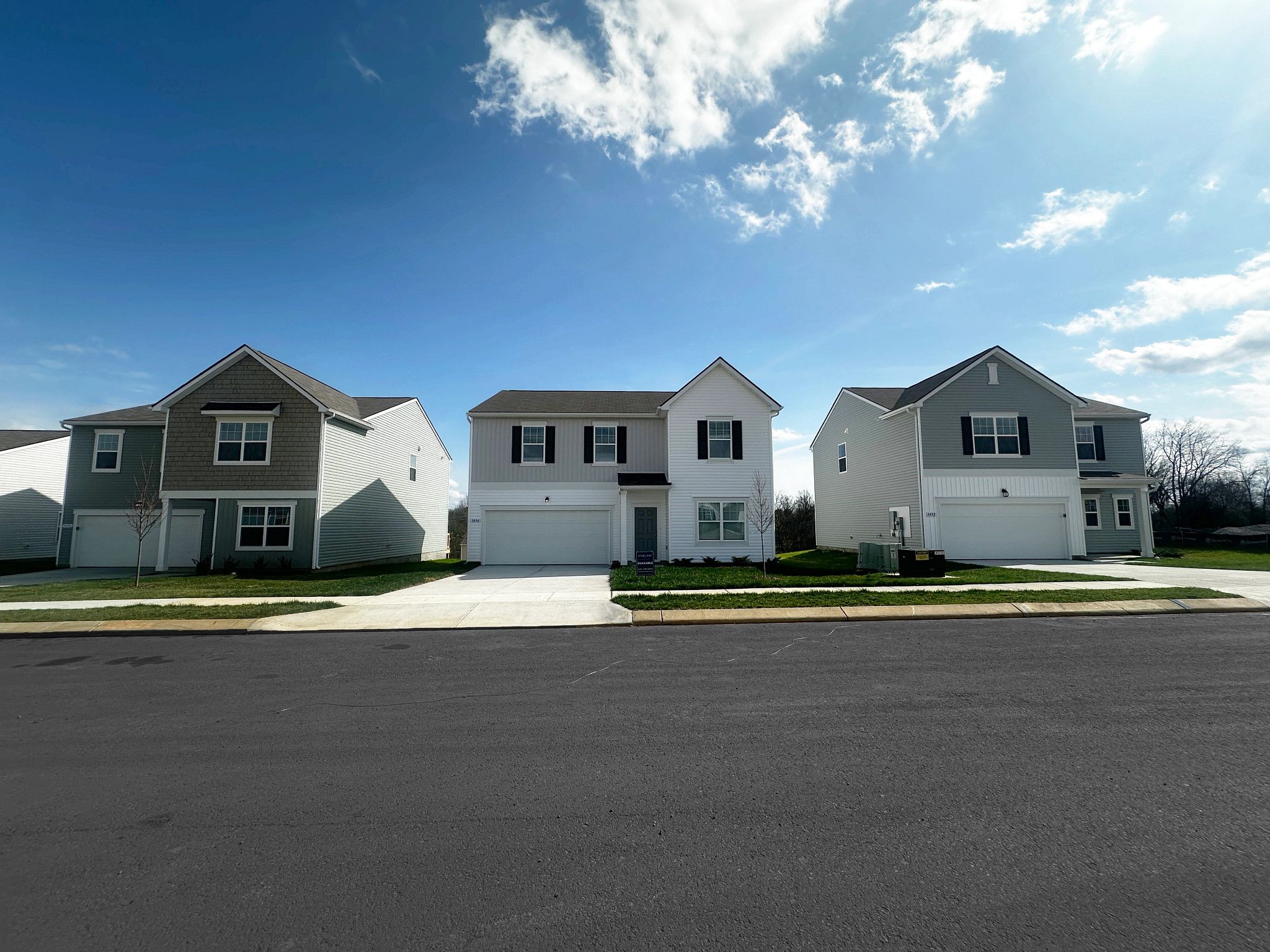 casa en The Summit at Carter's Station por Starlight Homes