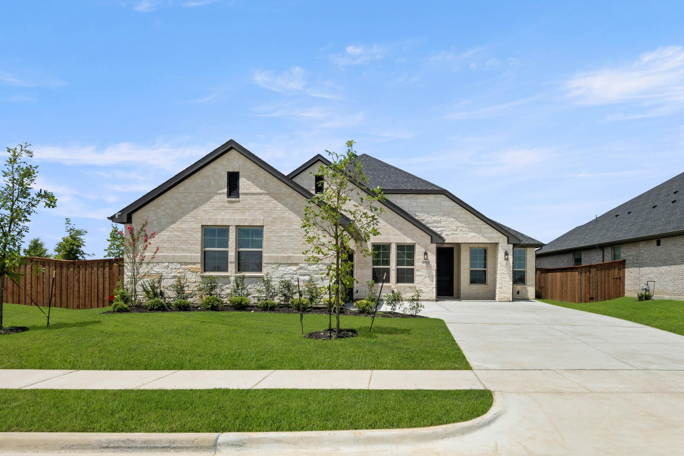 420 Granville Drive. Haslet, TX 76052