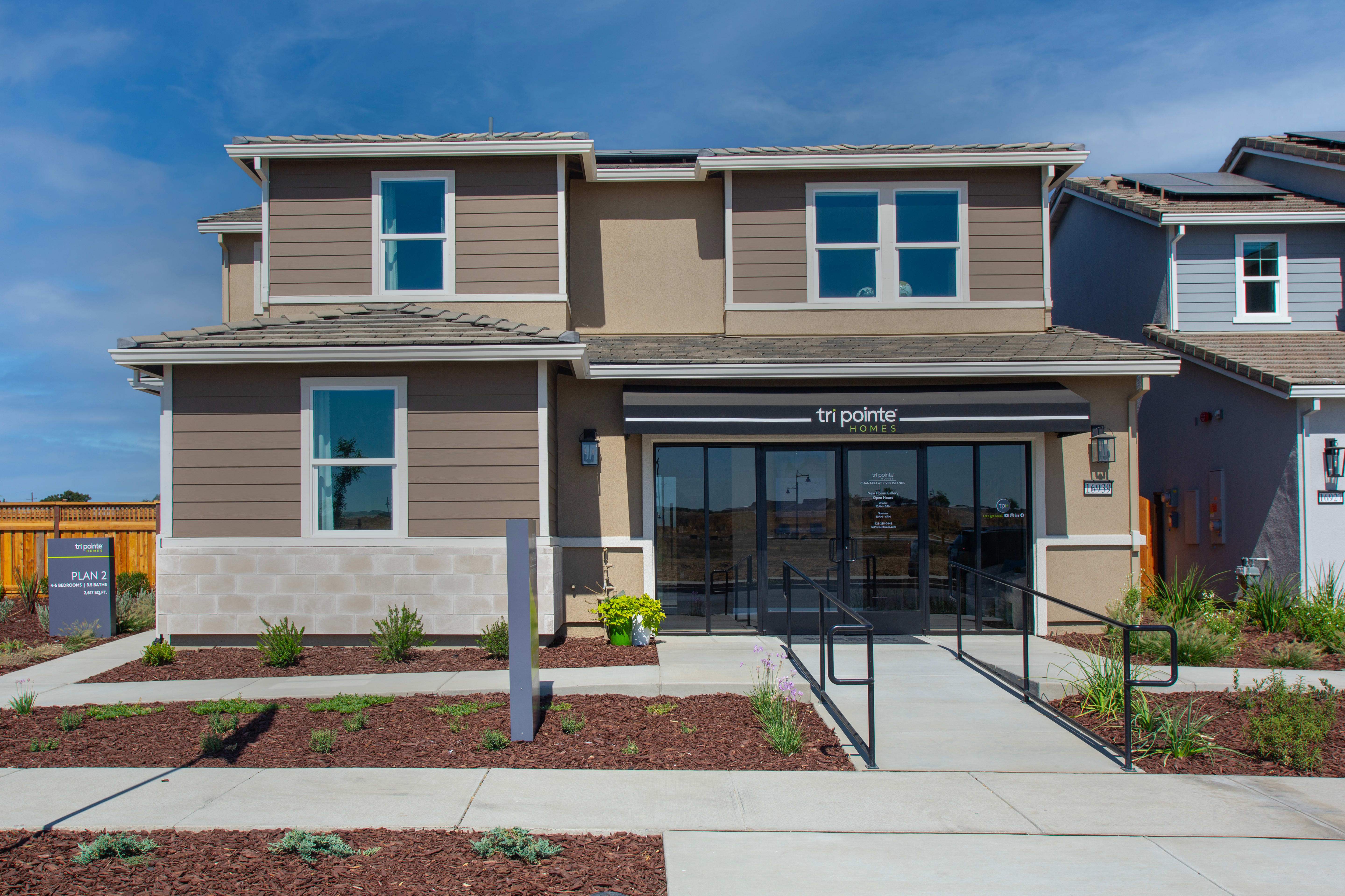 casa en Chantara at River Islands por Tri Pointe Homes