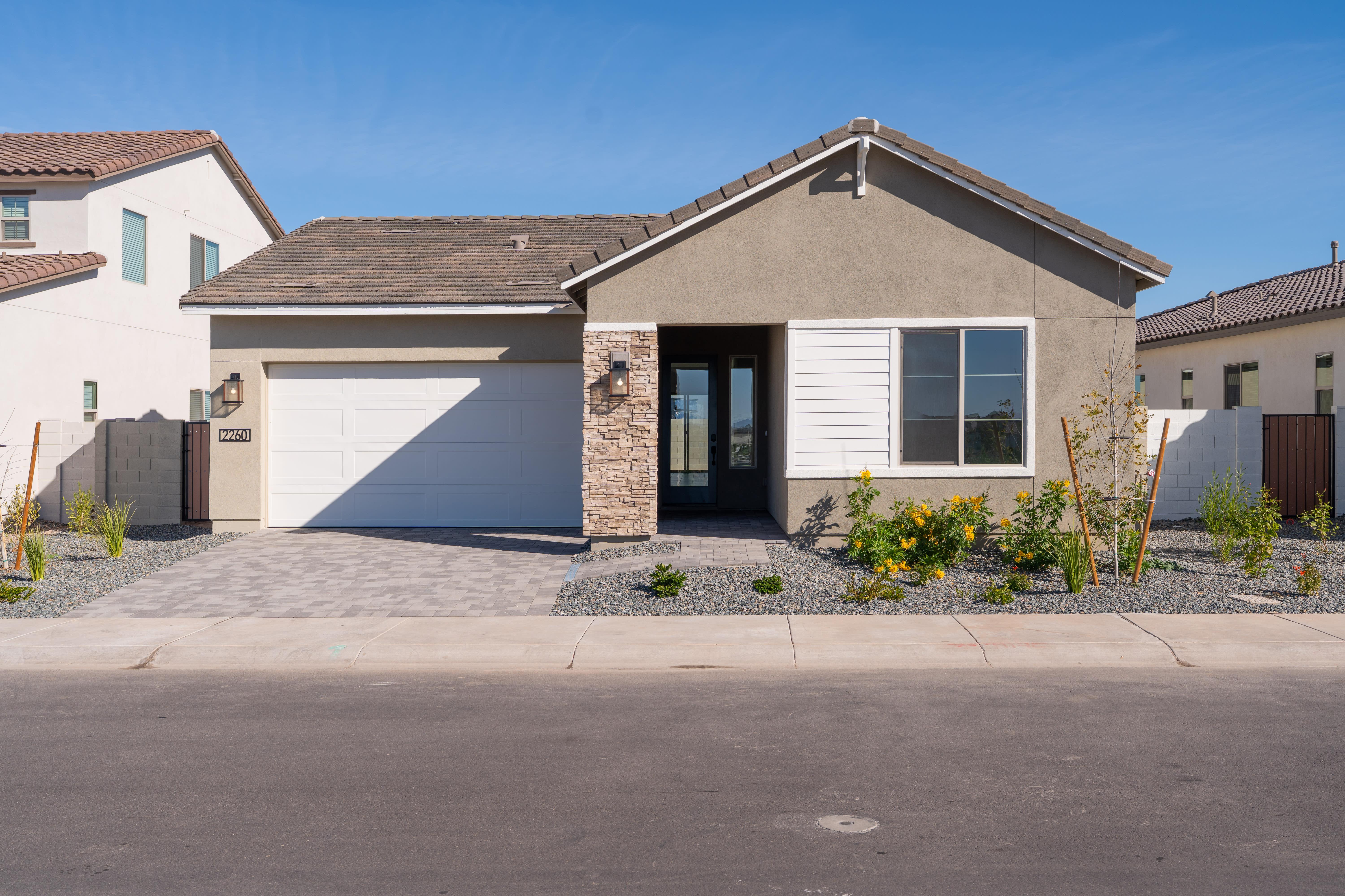 Juniper Plan 40-7 - Luna at Soleo: San Tan Valley, Arizona - Tri Pointe Homes