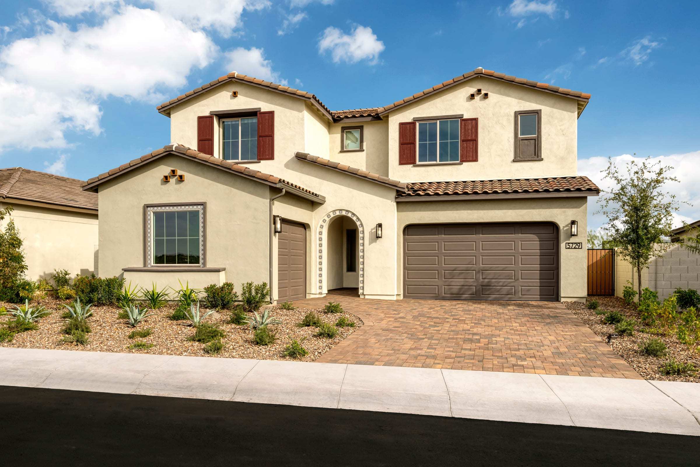 Canastero at Waterston Central por Tri Pointe Homes en Phoenix-Mesa Arizona