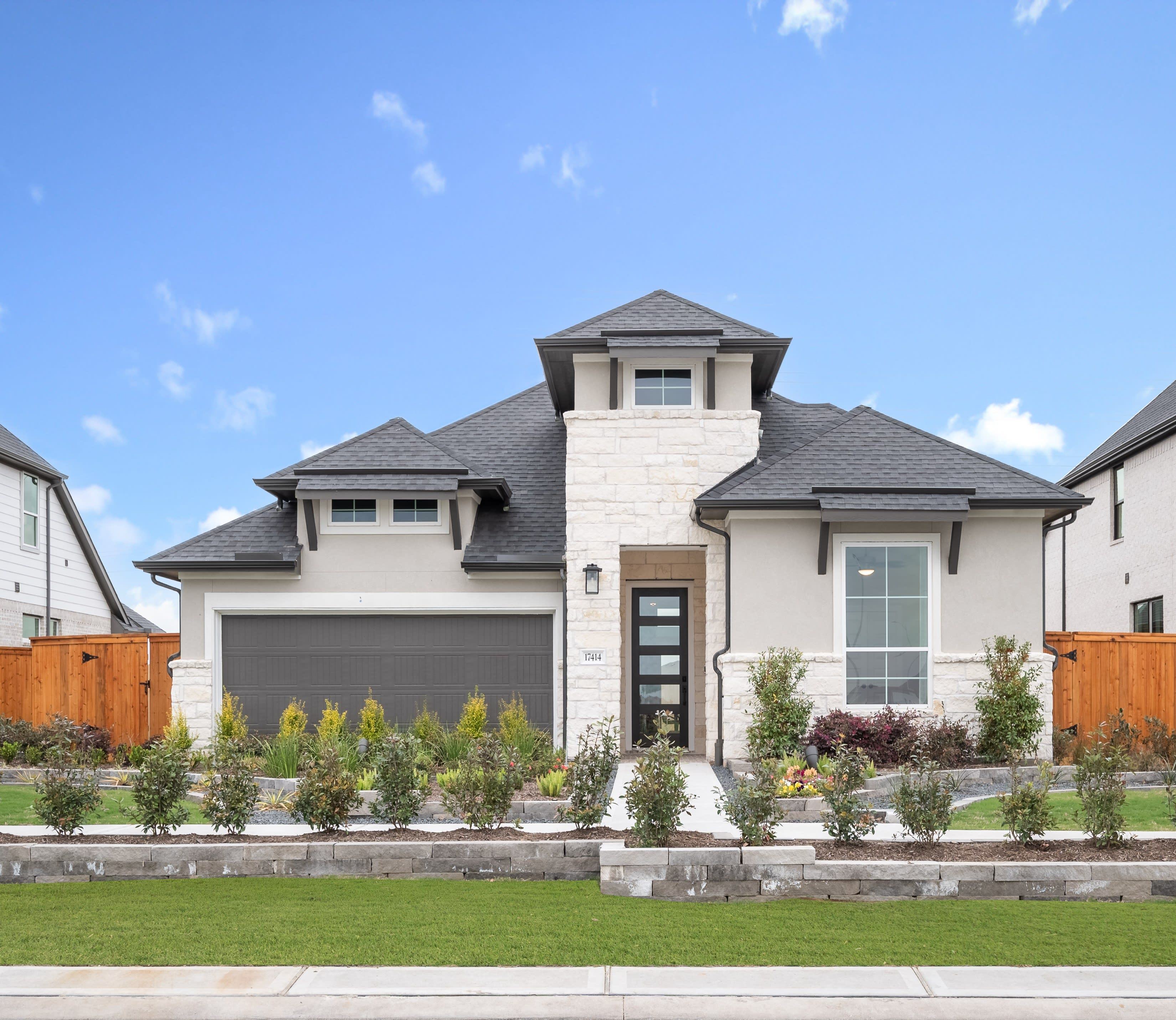 Oakhill Reserve 50’ por Tri Pointe Homes en Houston Texas