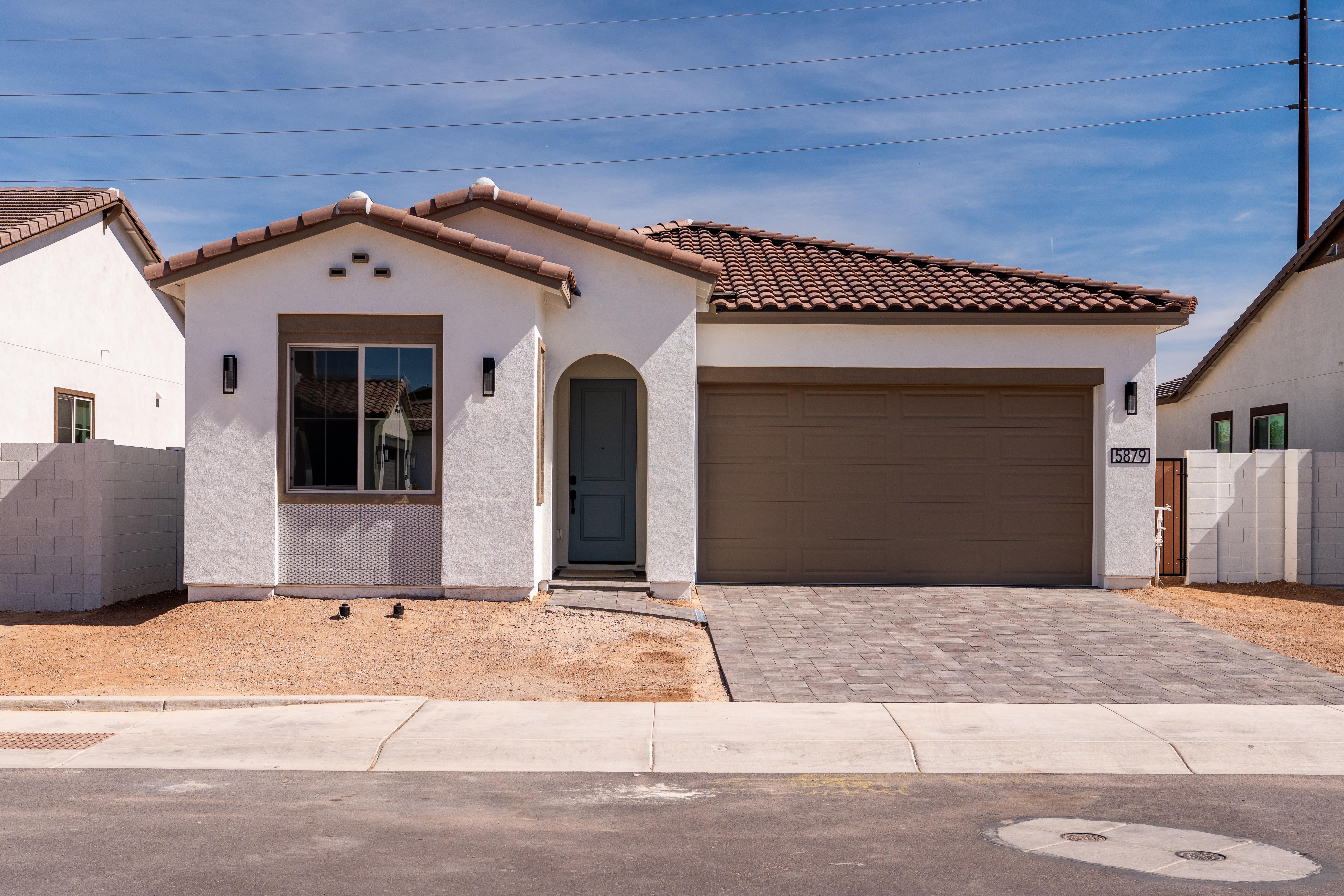 Granite Plan 3505 - Brambling at Waterston Central: Gilbert, Arizona - Tri Pointe Homes