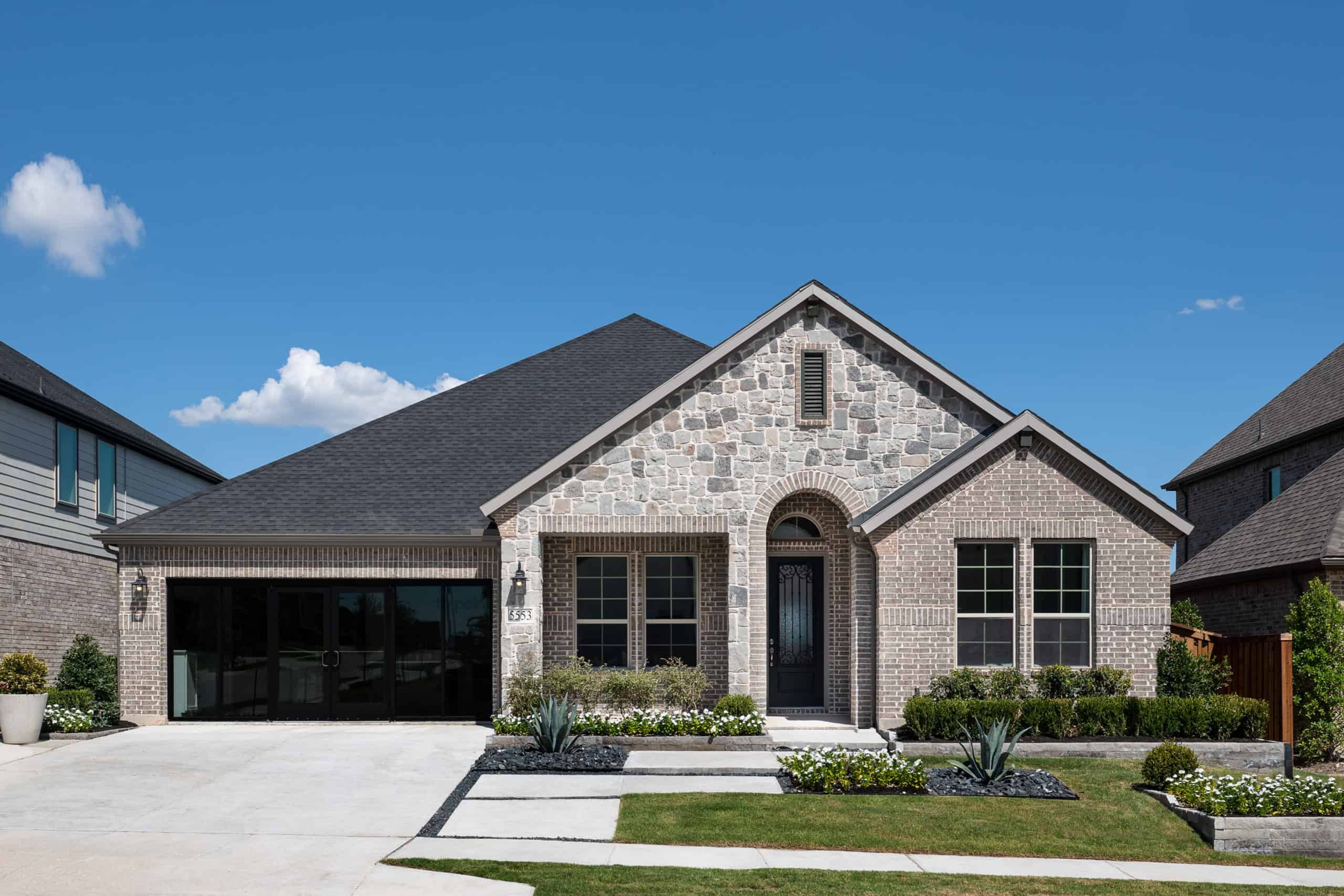 2410 Cascade Ct. Midlothian, TX 76065
