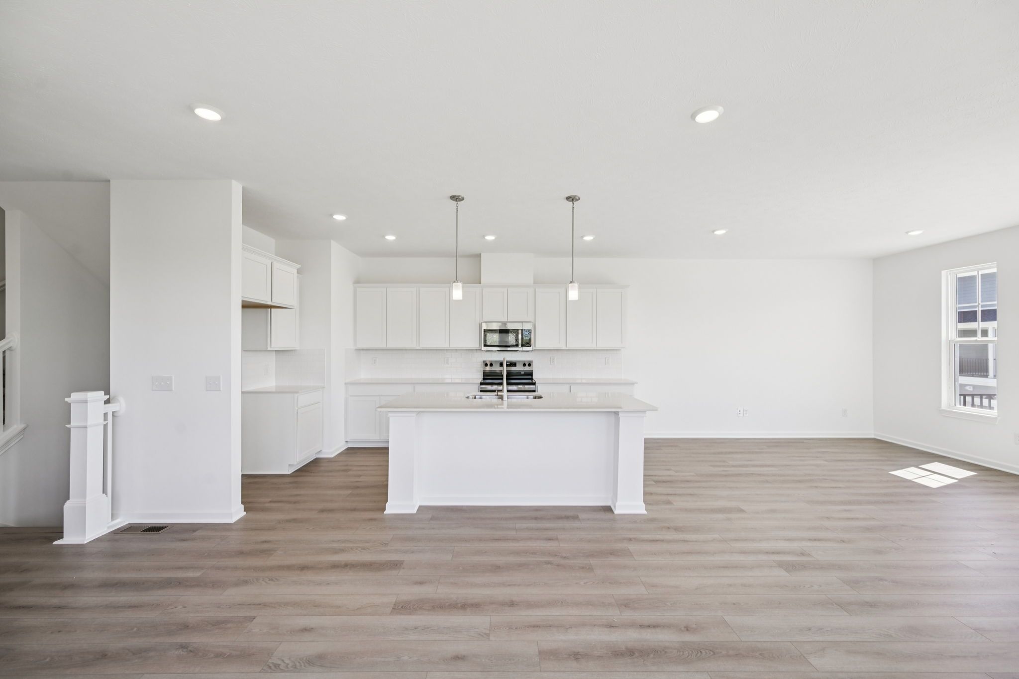Colonnade Townhomes - McCordsville, IN
