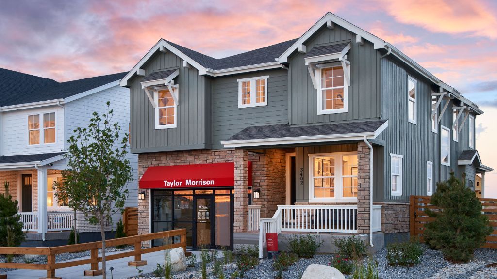 The Aurora Highlands Town Collection - Aurora, CO