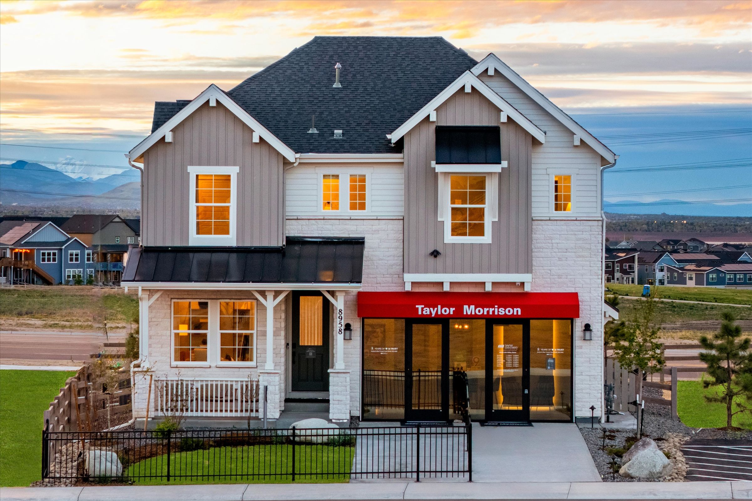 Sterling Ranch Ascent Village por Taylor Morrison en Denver Colorado