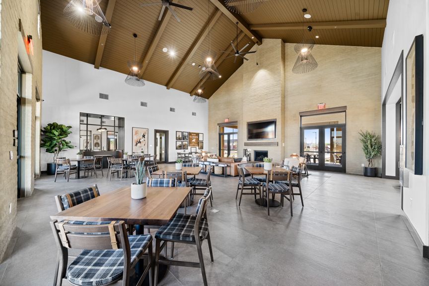 casa en Ellsworth Ranch Capstone Collection por Taylor Morrison