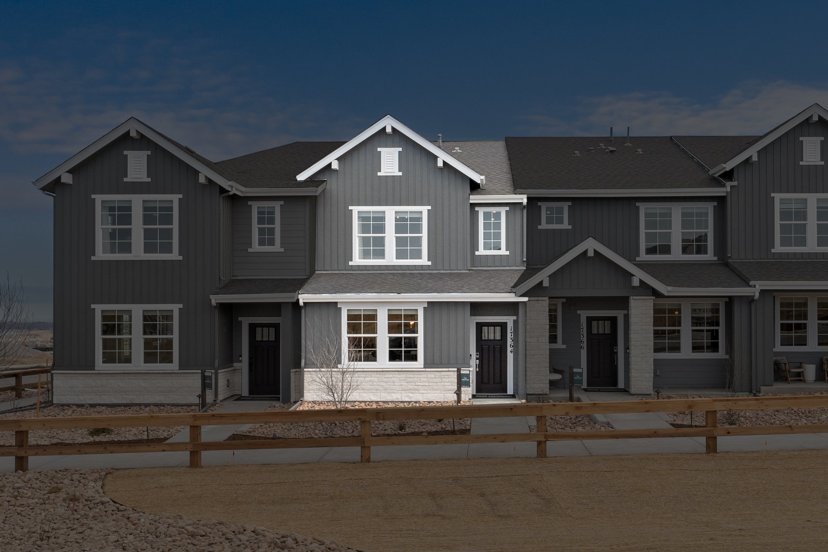 Trailstone Townhomes - The Westerly Collection por Taylor Morrison en Denver Colorado
