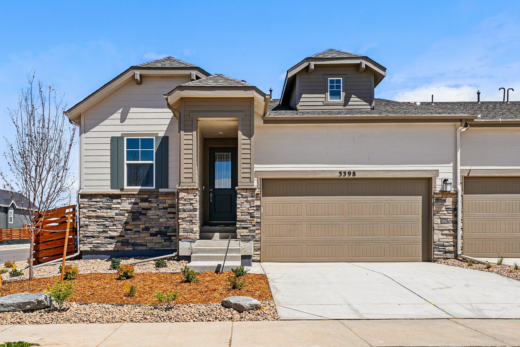 Castlewood - The Aurora Highlands Landmark Collection: Aurora, Colorado - Taylor Morrison