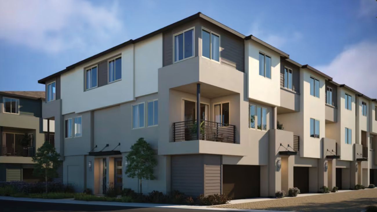 Sumner Village - Placentia, CA