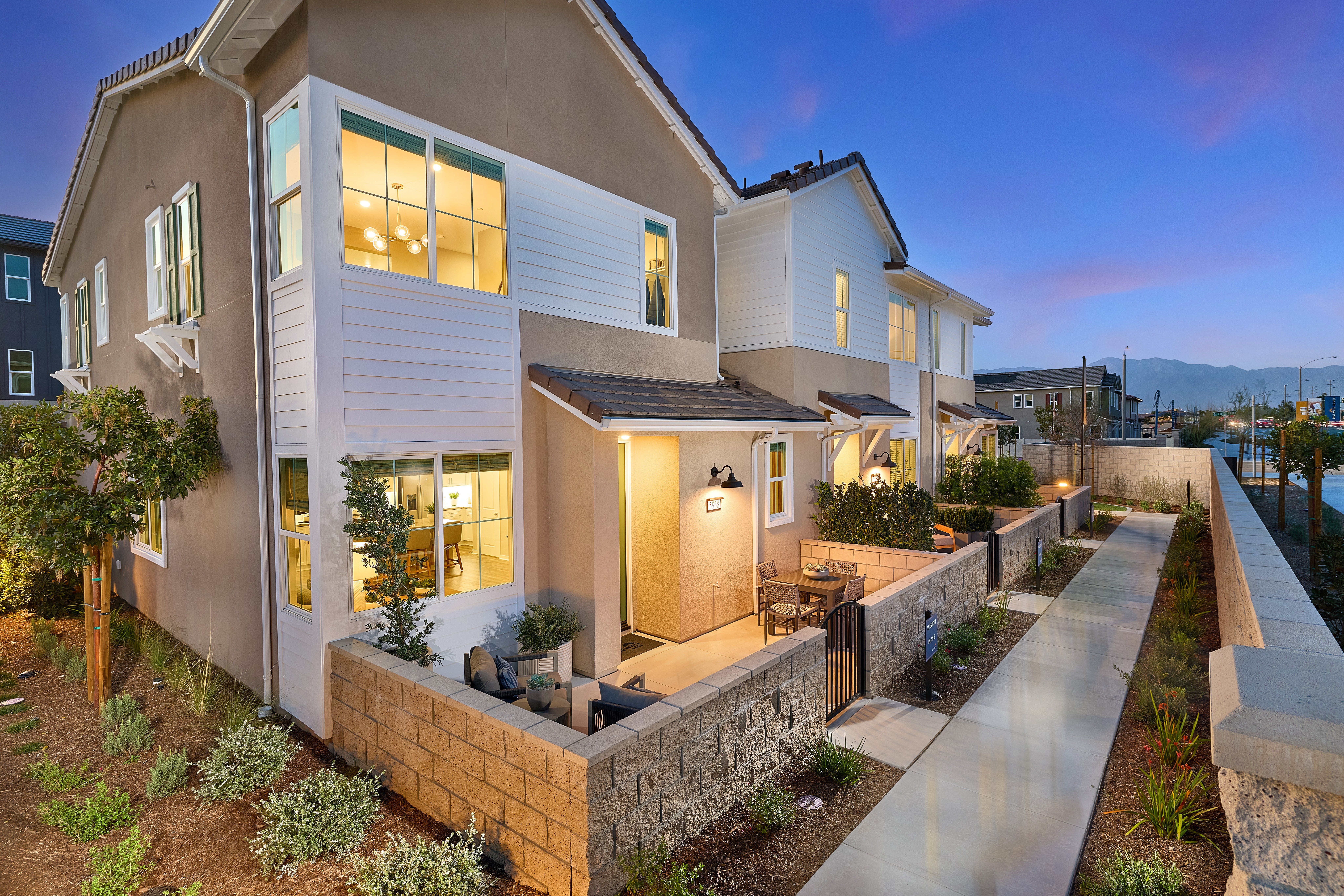 Weston at Eastvale Square - Eastvale, CA