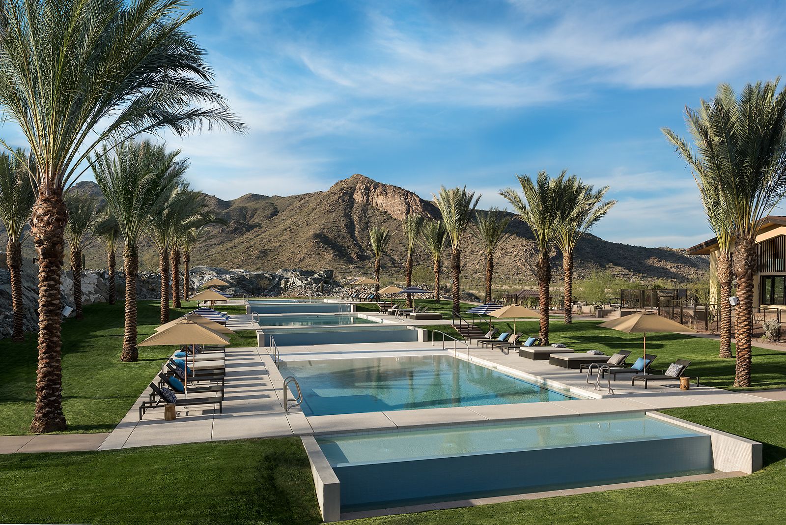 casa en Mira Vista at Victory por Risewell Homes