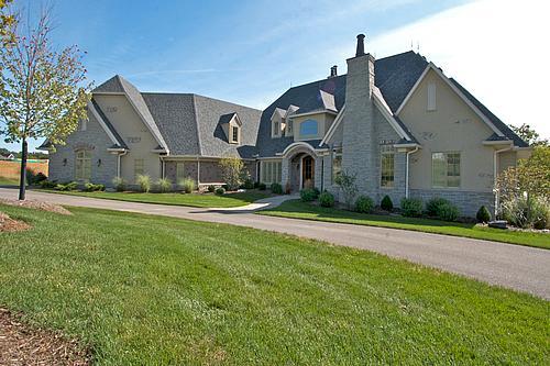casa en Stoney Creek North I & II por Tim Dolan Development Co.