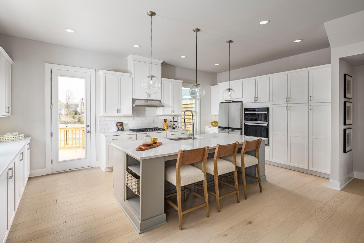 Rowan Walk - Birch Collection por Toll Brothers en Atlanta Georgia