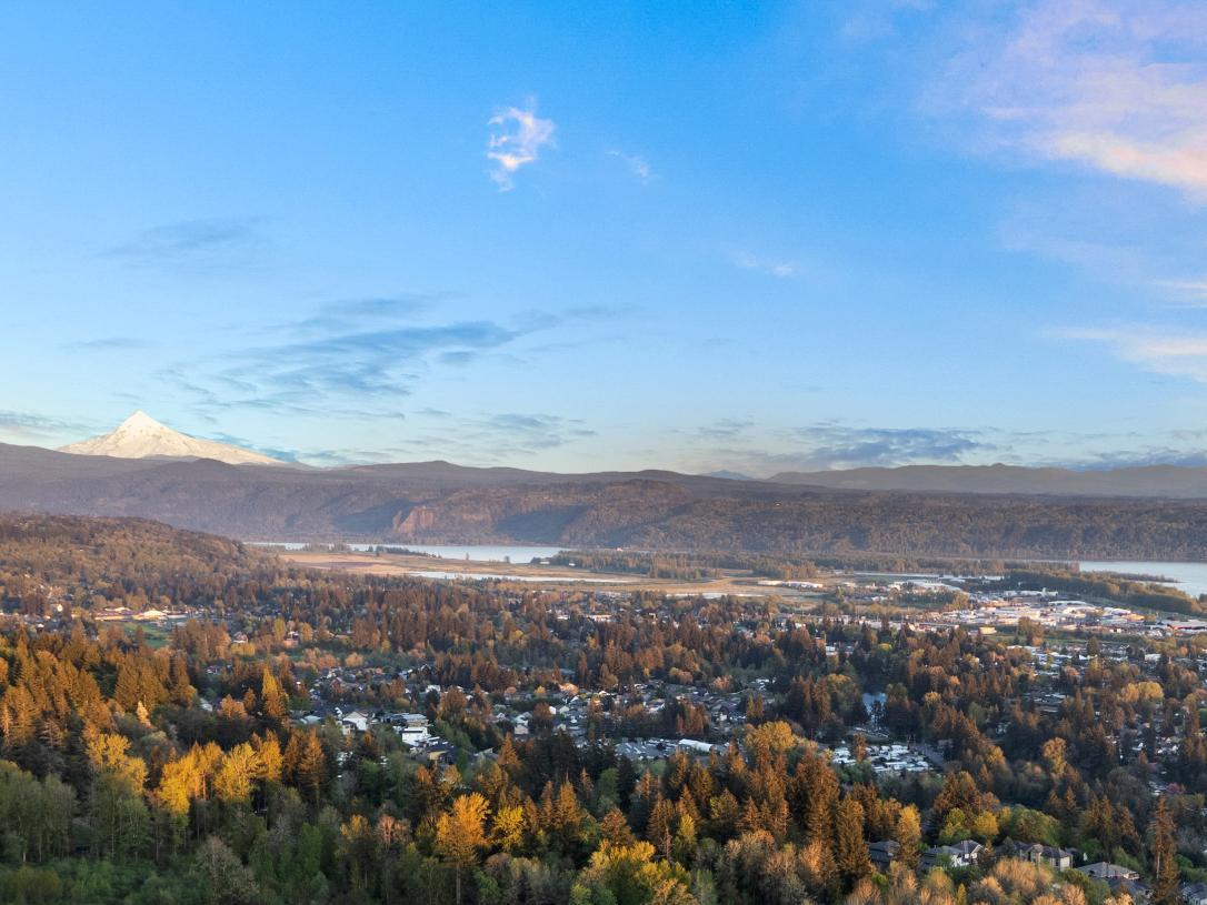 Bluffs at Granite Highlands por Toll Brothers en Portland-Vancouver Washington