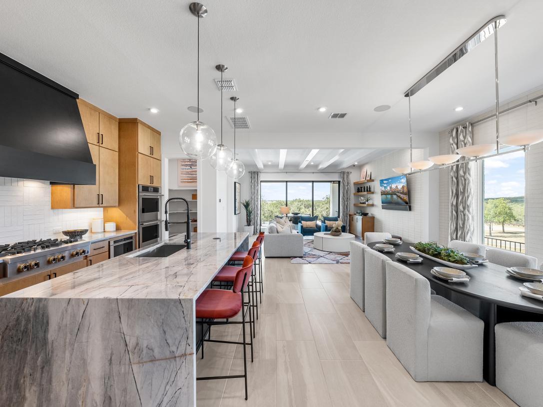 Lakeside at Tessera - Bluewood Collection por Toll Brothers en Austin Texas