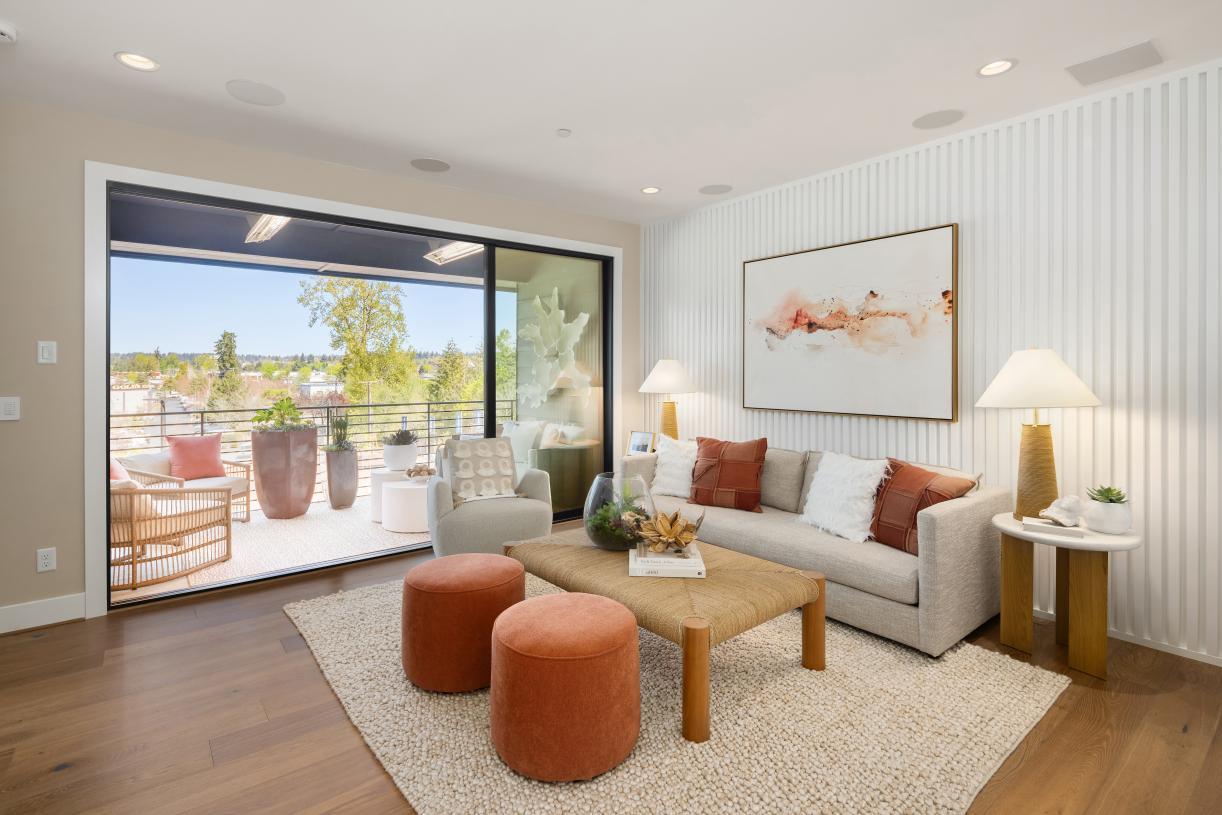 casa en Cross Kirkland Towns por Toll Brothers