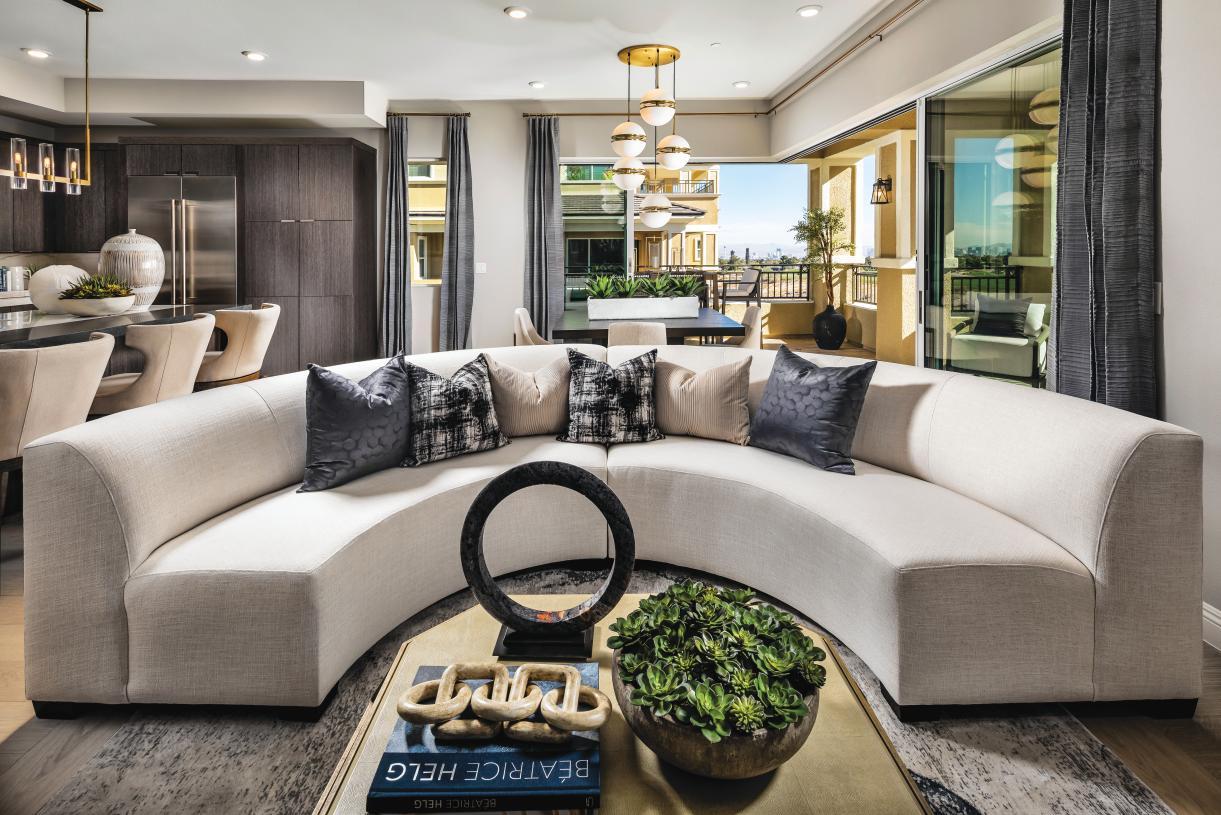 casa en Mira Villa por Toll Brothers