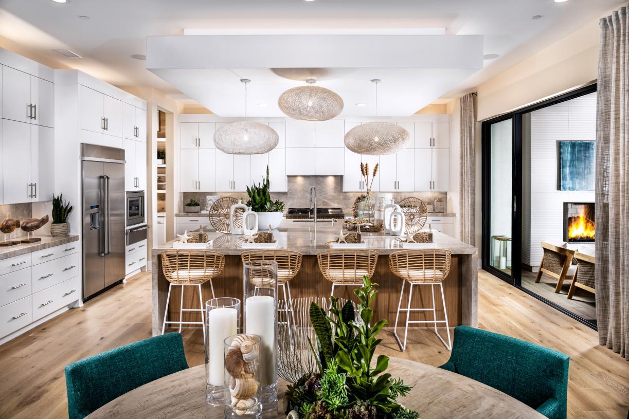 casa en The Cove at Encinitas por Toll Brothers