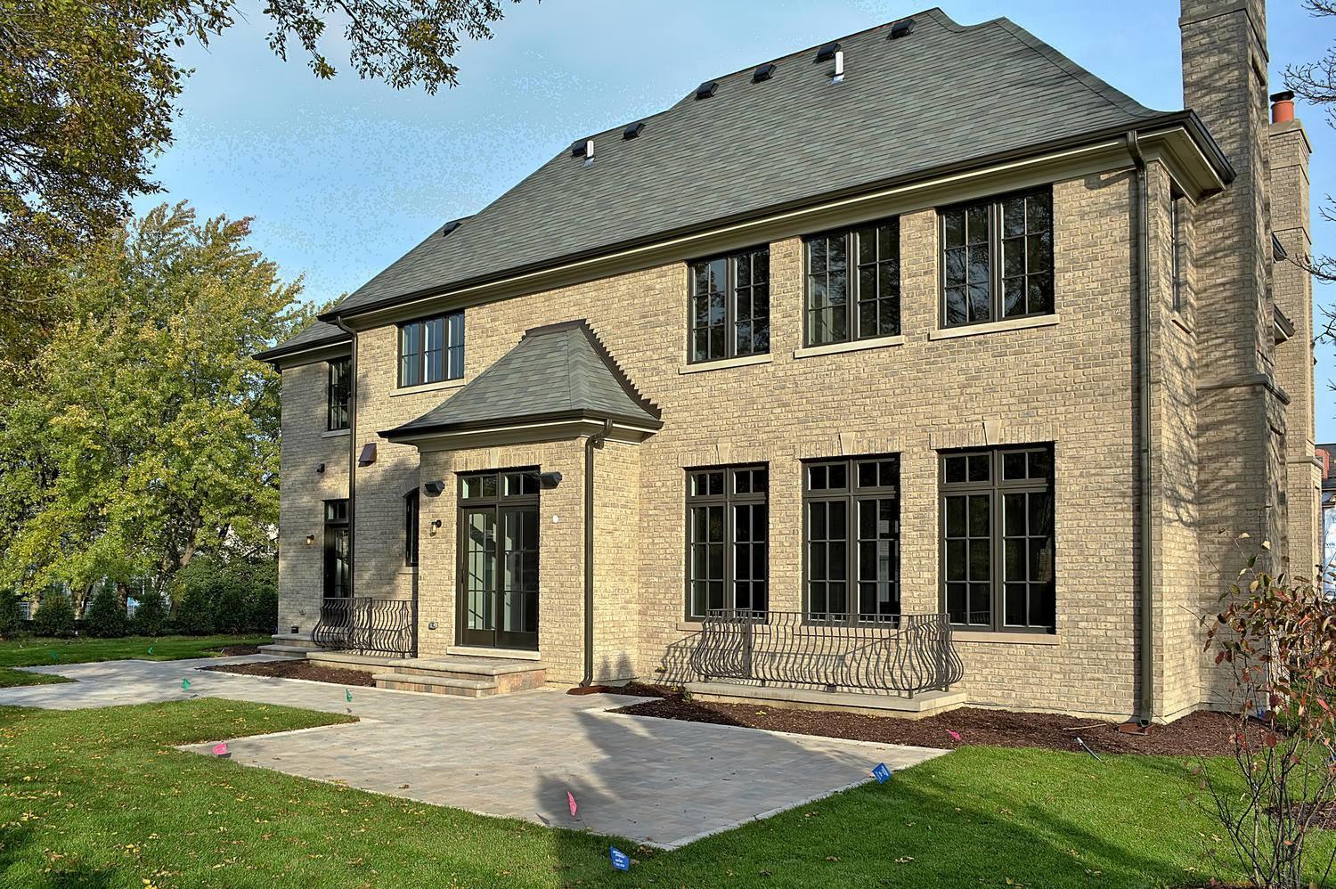 casa en Tom Len Custom Homes por Tom Len Custom Homes