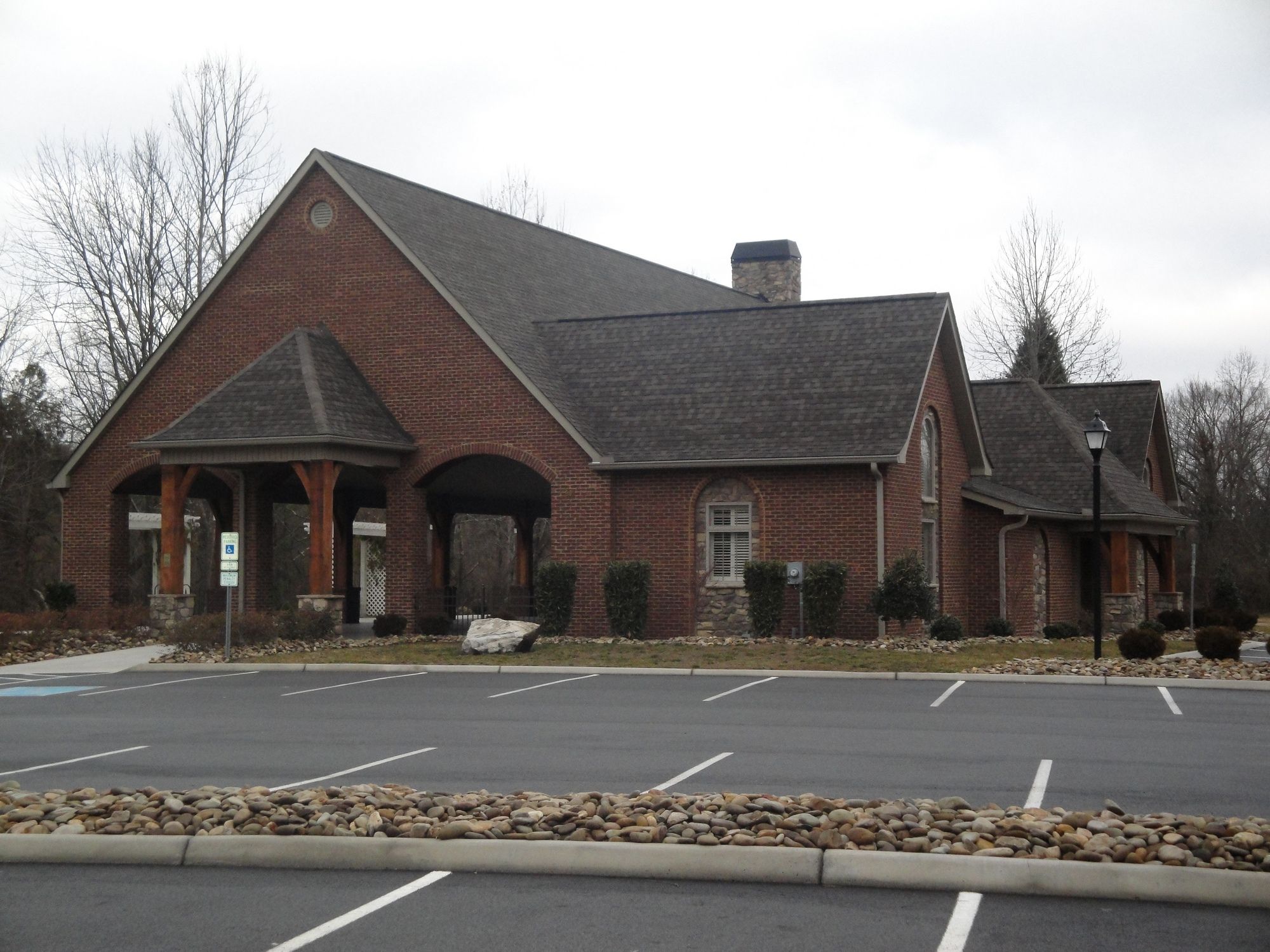 casa en Tommy Brewster Builders por Tommy Brewster Builders