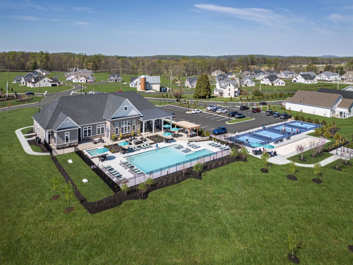 Pinnacle Estates at Brandywine Farms 55+ Living por Traditions of America en Philadelphia Pennsylvania
