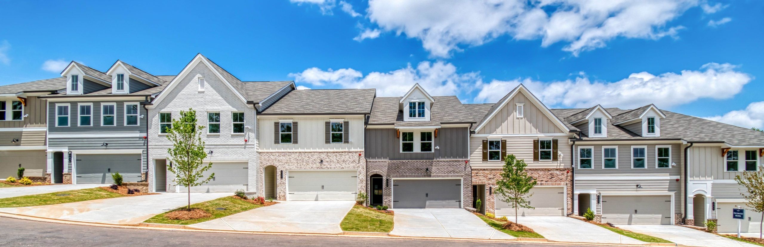 Brooks - Bluffs at Bells Ferry: Marietta, Georgia - Traton Homes